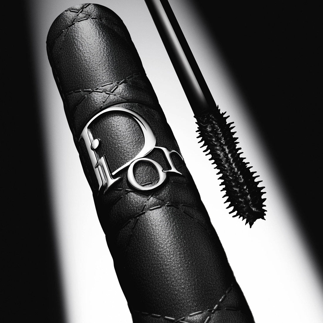 Mascara DIOR Diorshow Overvolume-Kallos
