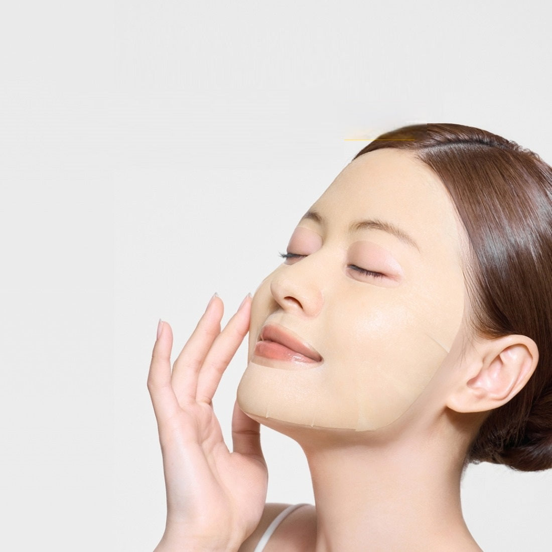 Mặt Nạ INNISFREE Vitamin C Green Tea Enzyme Brightening Serum Gel Mask-Kallos