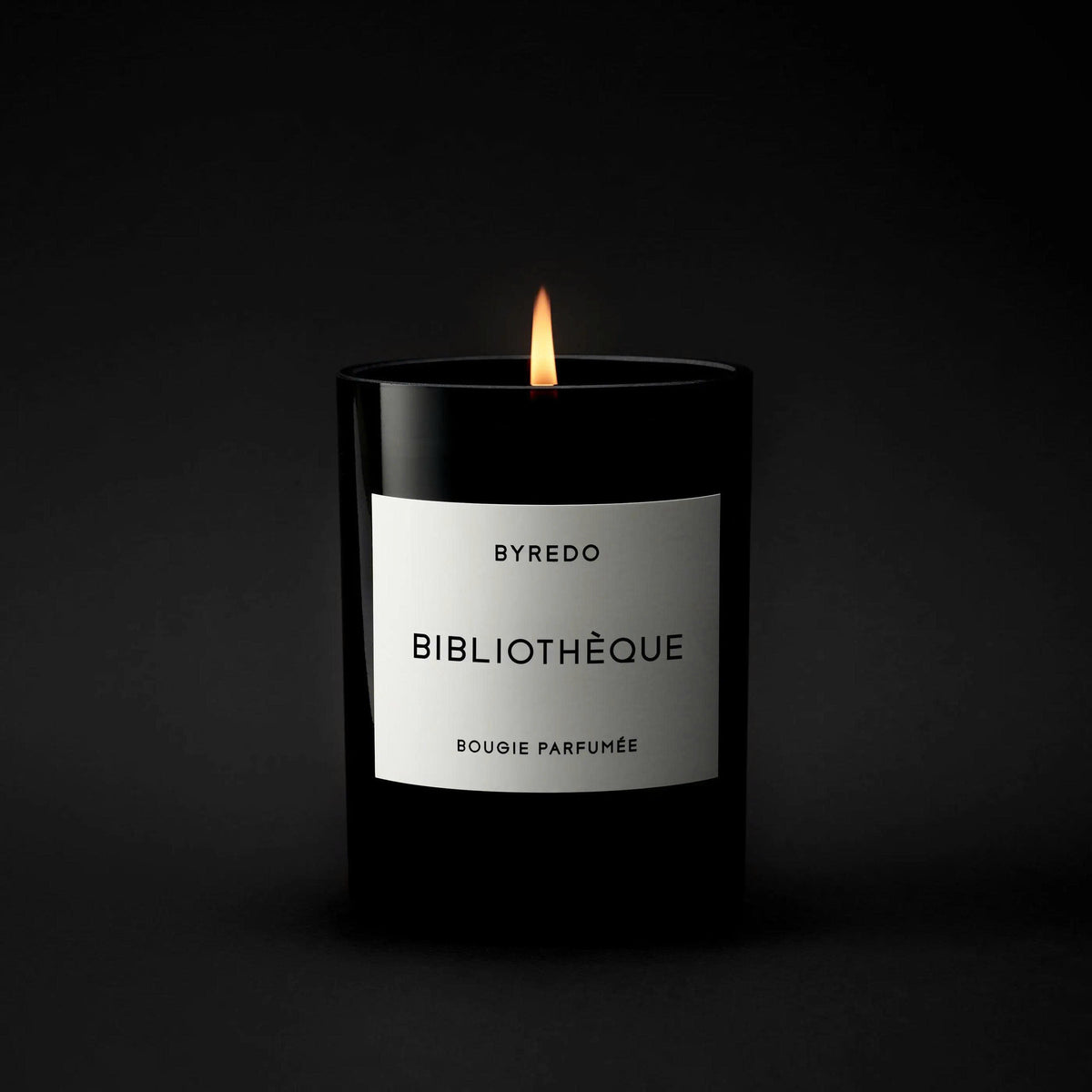 Nến Thơm BYREDO Bibliothèque Bougie Parfumée