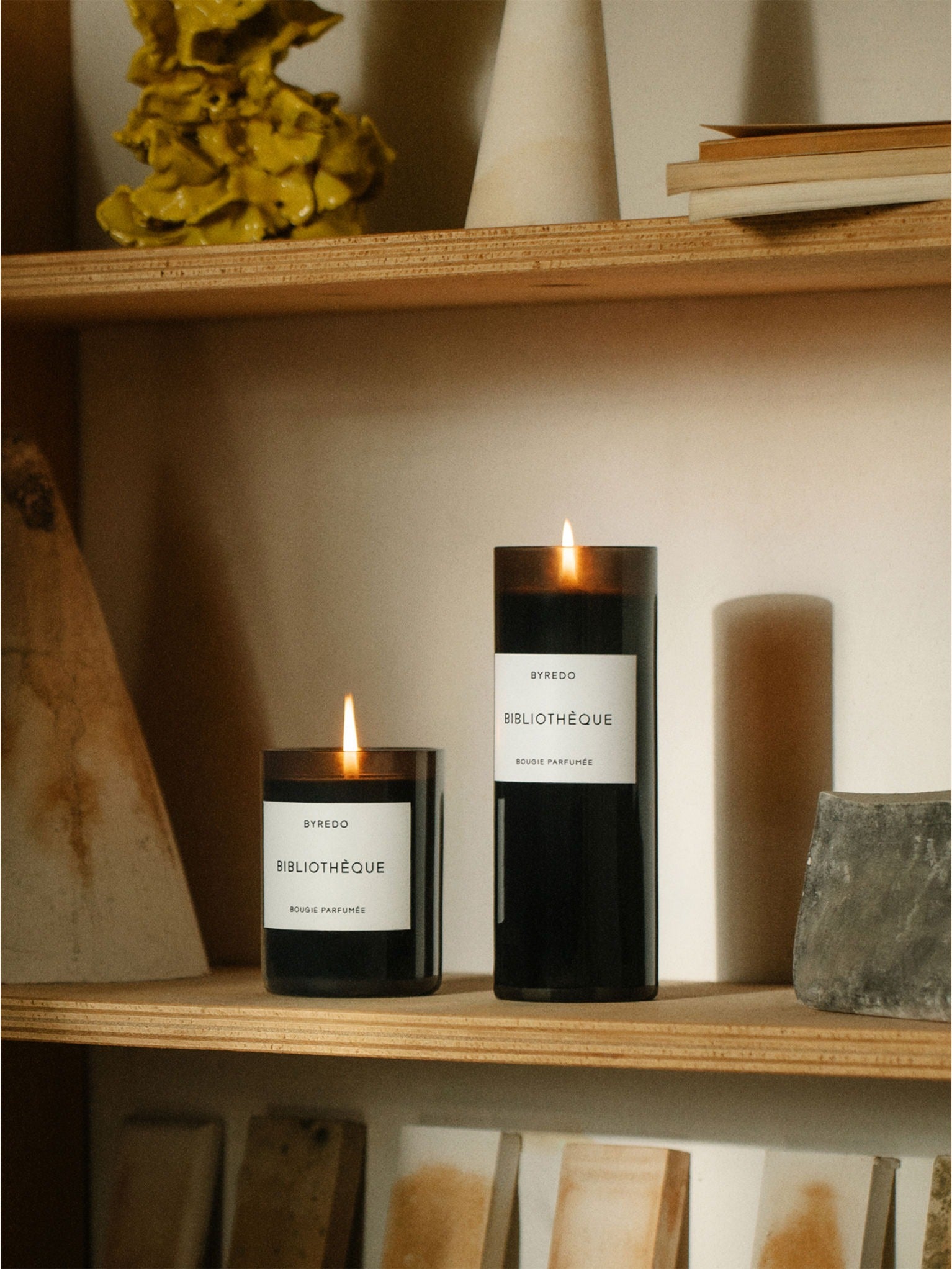 Nến Thơm BYREDO Bibliothèque Candle-Kallos
