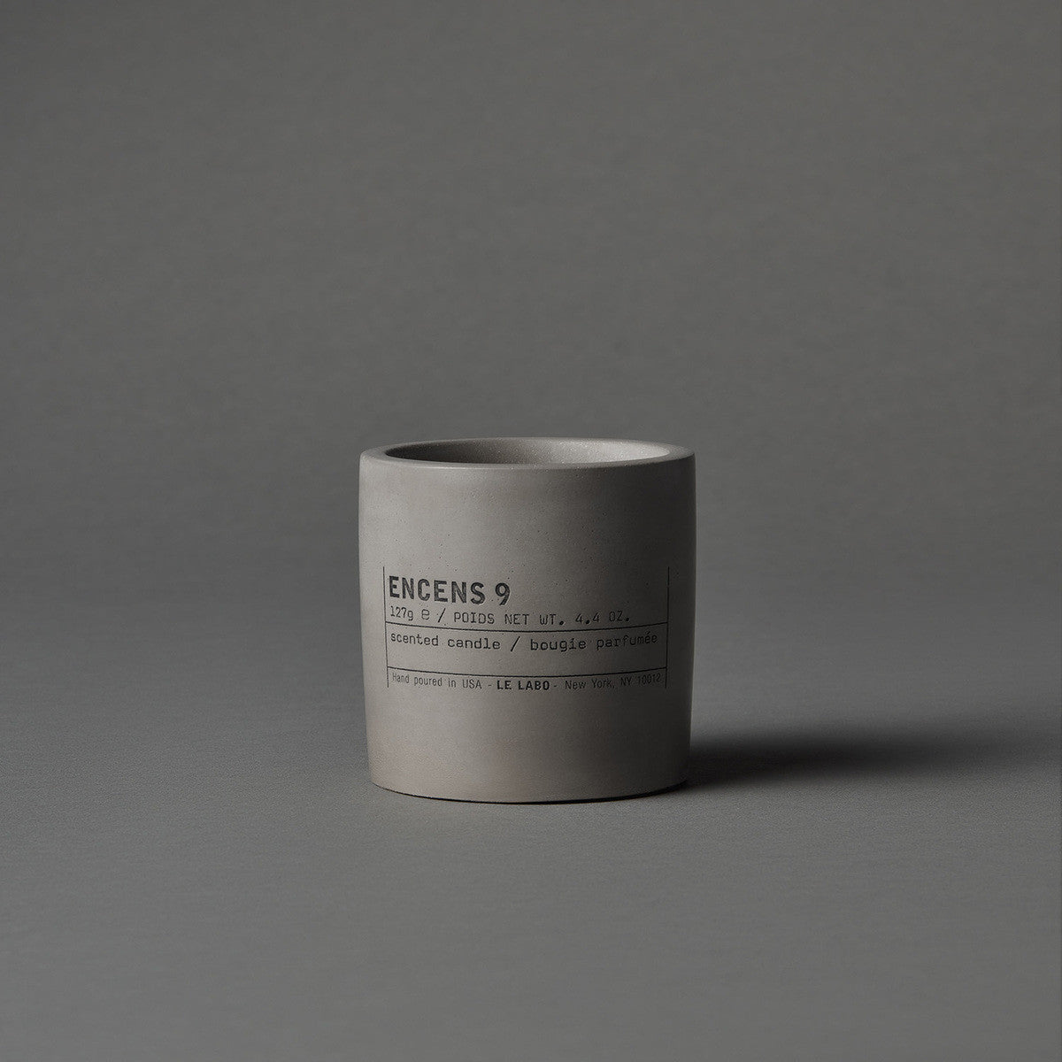 Nến Thơm LE LABO Encens 9 Medium Concrete Candle