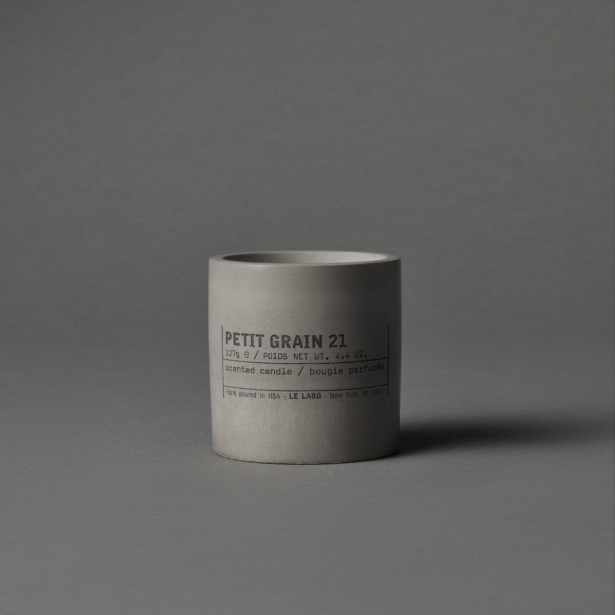 Nến Thơm LE LABO Petit Grain 21 Medium Concrete Candle