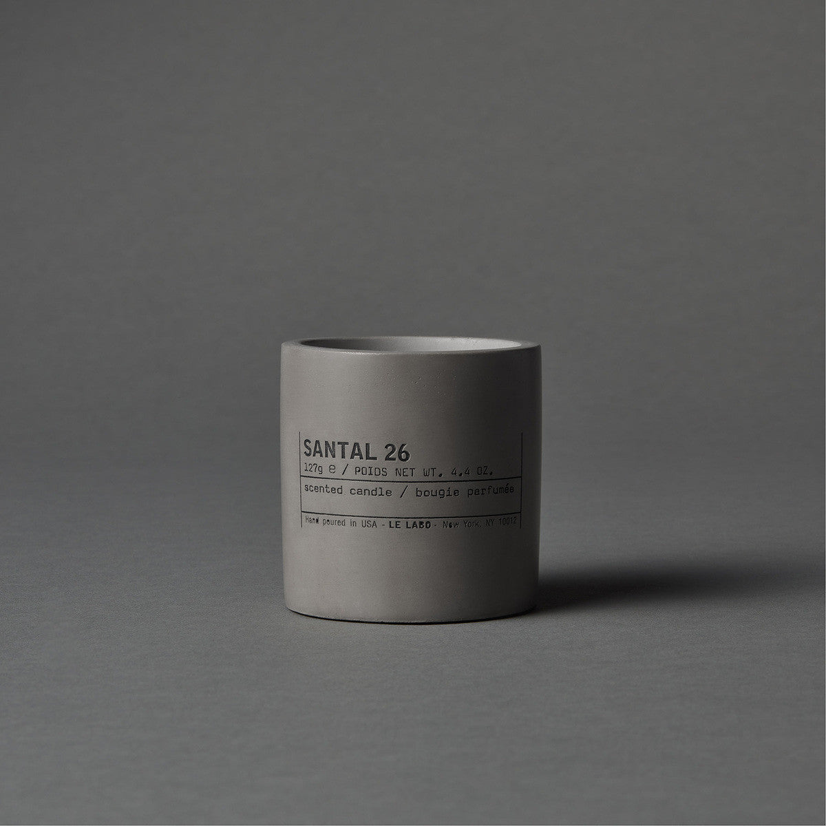 Nến Thơm LE LABO Santal 26 Medium Concrete Candle