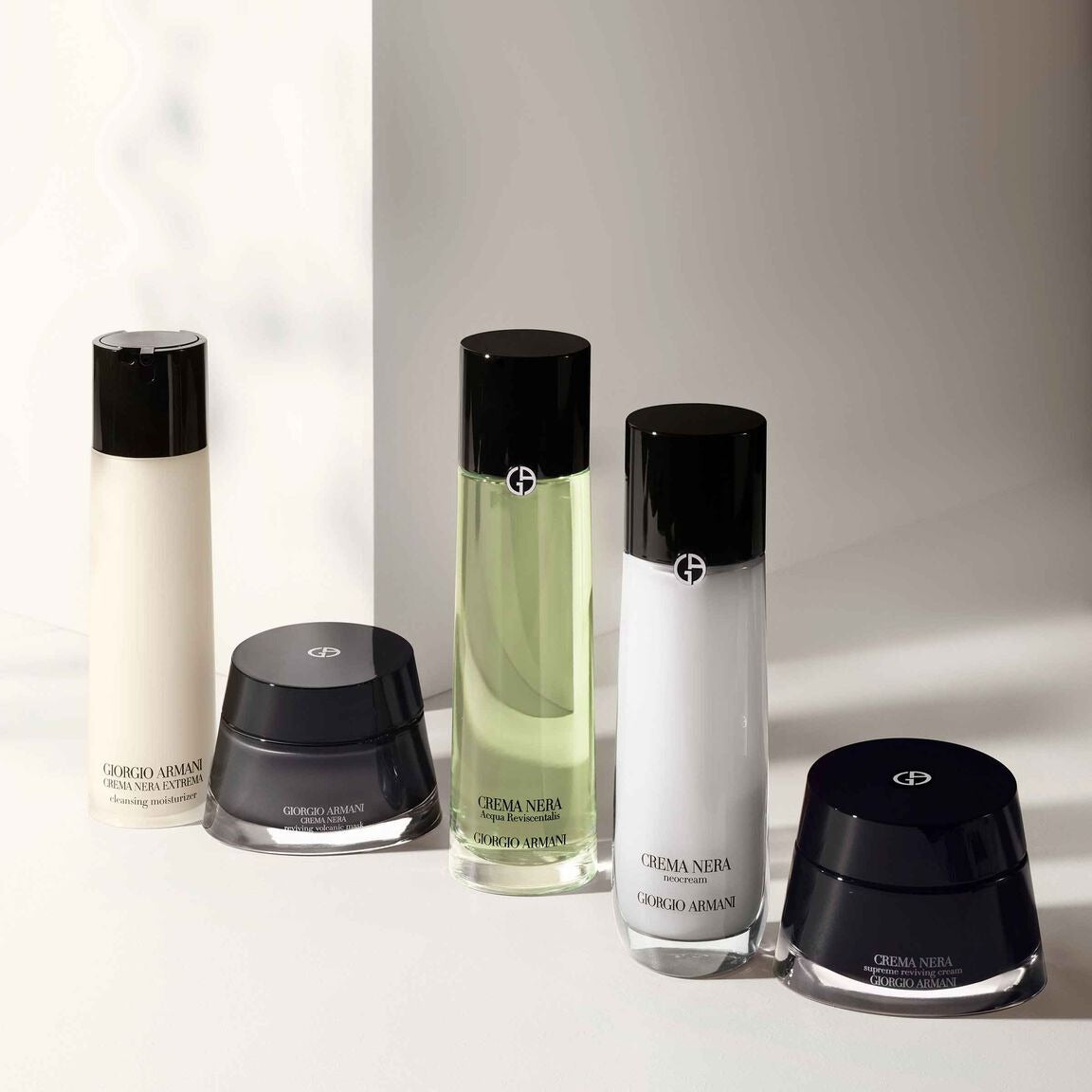 Nước Hoa Hồng ARMANI Crema Nera Acqua Reviscentalis Reviving Treatment Lotion