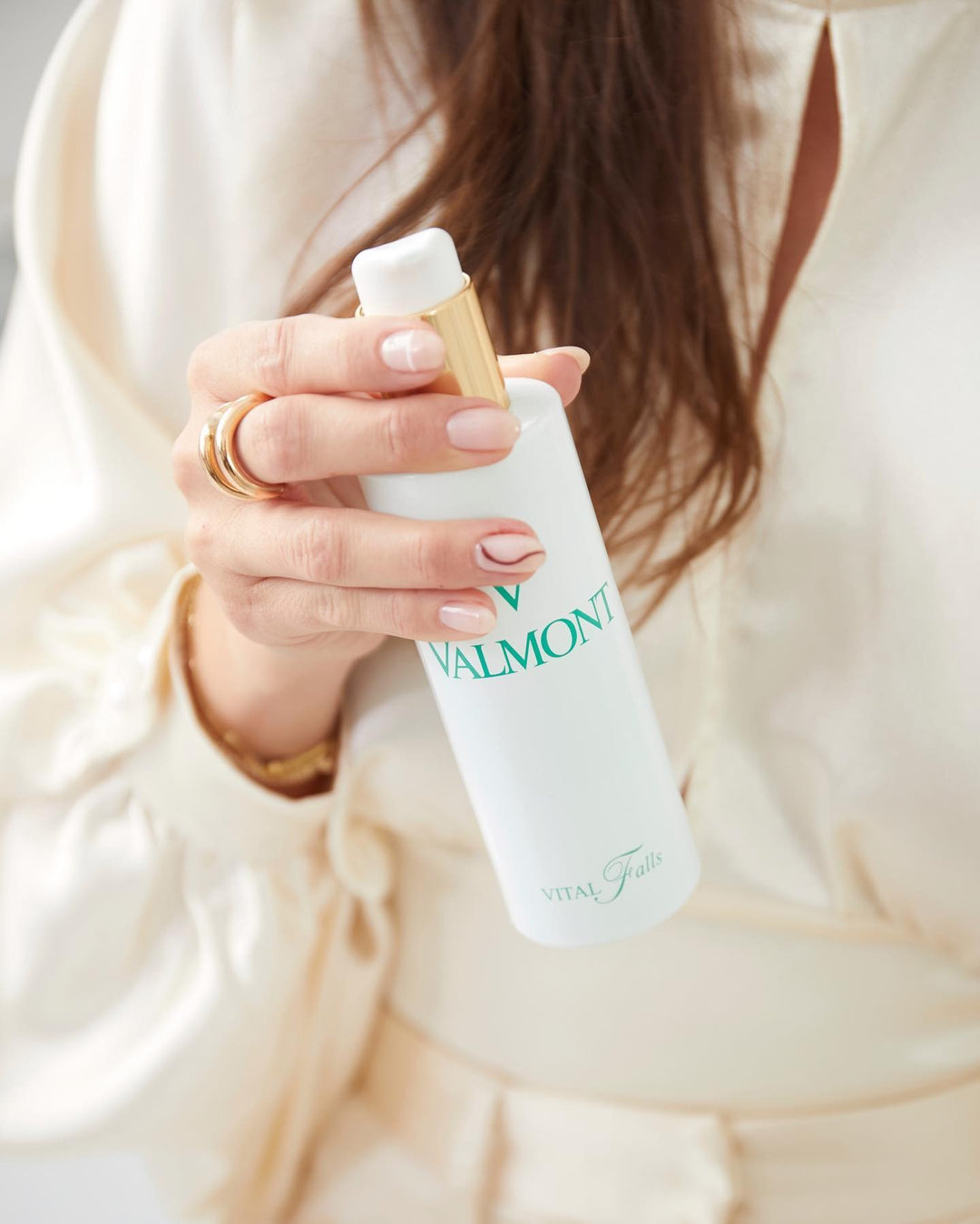 Nước Hoa Hồng VALMONT Vital Falls