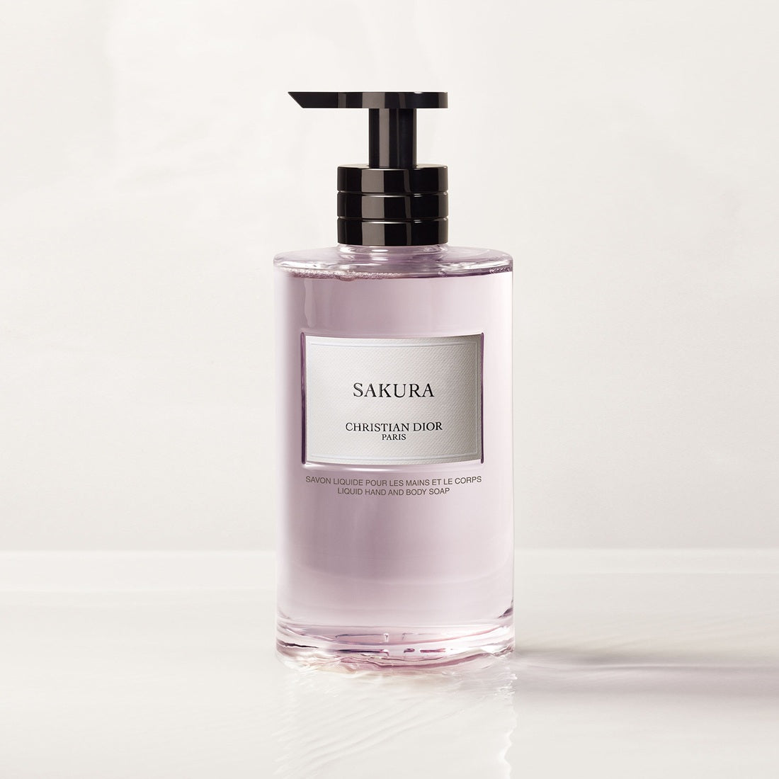 Nước Rửa Tay Dior Sakura Liquid Hand And Body Soap