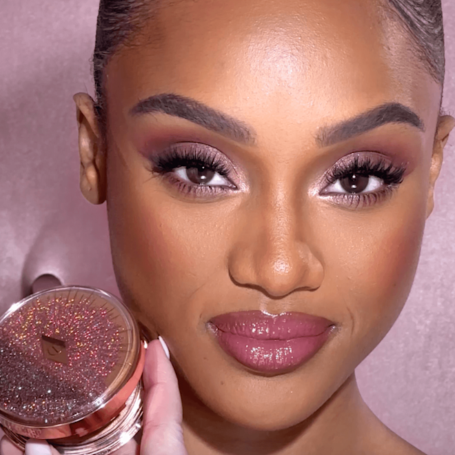 Phấn Bắt Sáng Charlotte Tilbury Pillow Talk Multi-Glow 