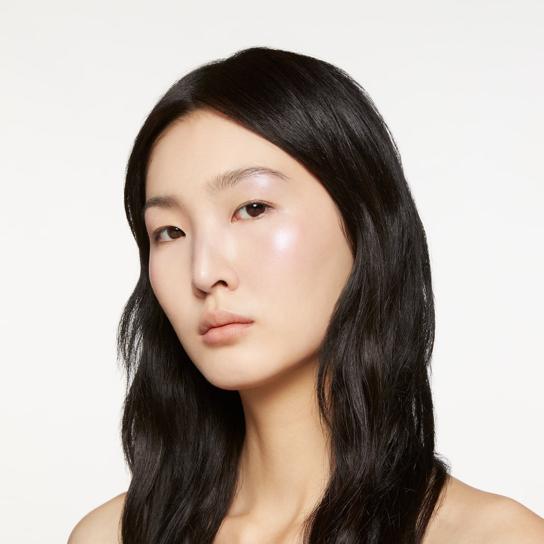 Phấn Bắt Sáng GUCCI Glow Highlighter Powder #02 Frosted Lilac