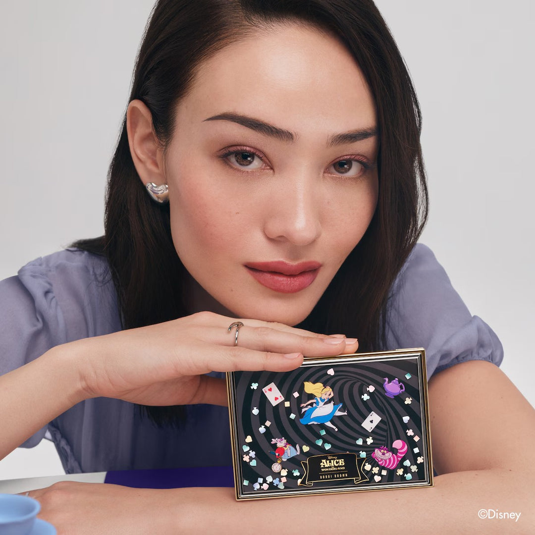 Phấn Mắt Bobbi Brown Alice in Wonderland Eyeshadow Palette