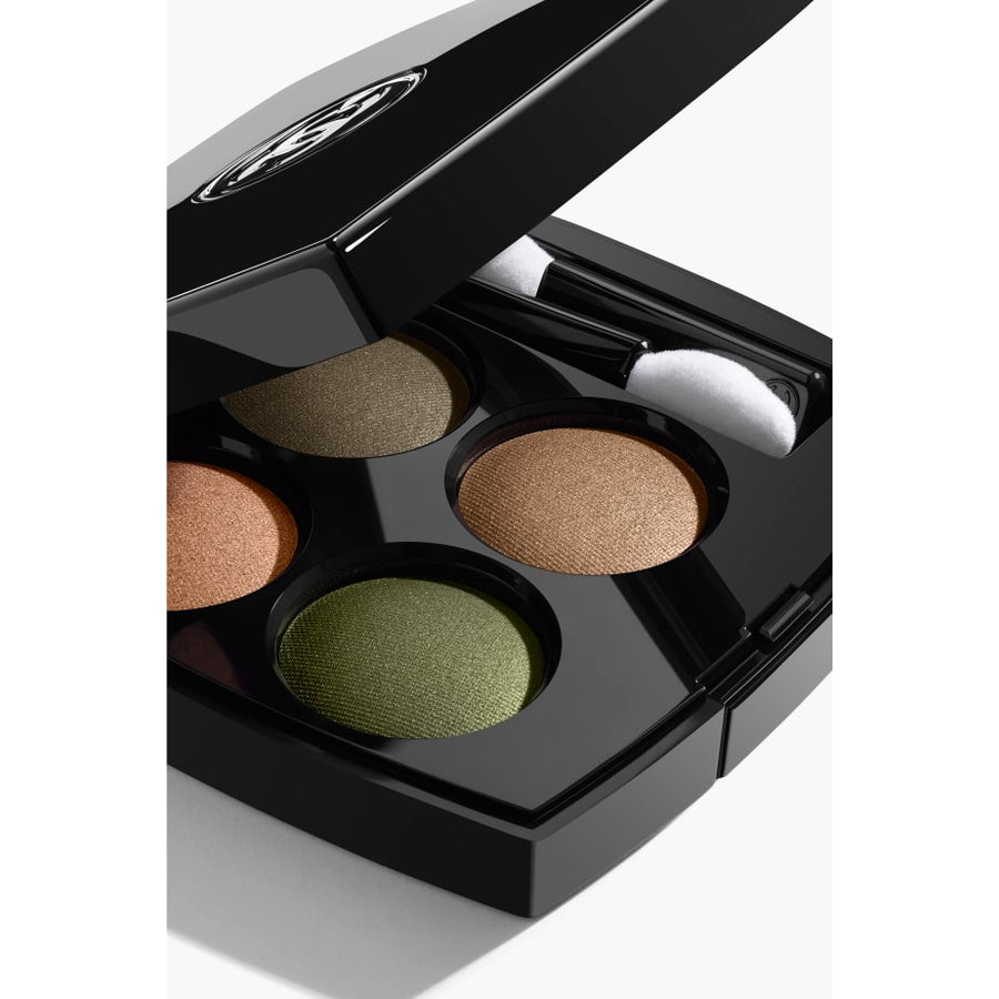 Phấn Mắt CHANEL Les 4 Ombres Eyeshadow #318 Blurry Green - Kallos Vietnam