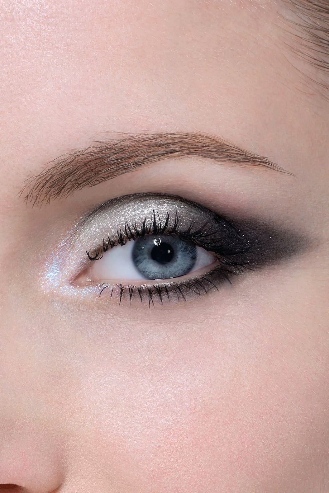 Phấn Mắt CHANEL Les 9 Ombres #847 The Daring Muse