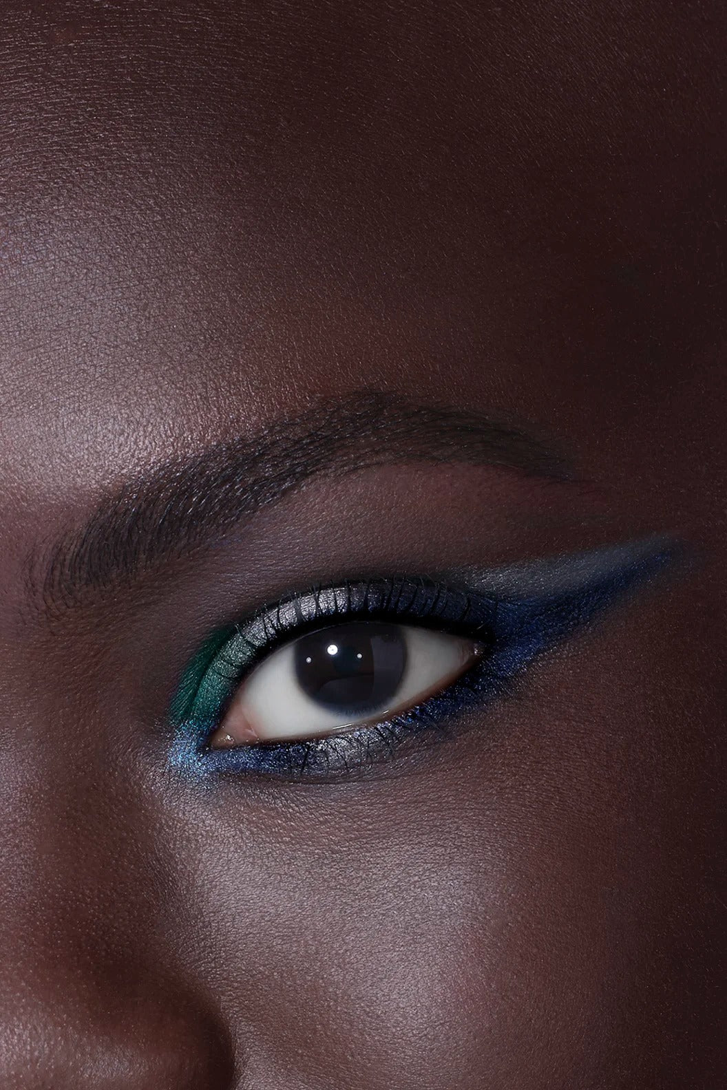 Phấn Mắt CHANEL Les 9 Ombres #847 The Daring Muse-Kallos