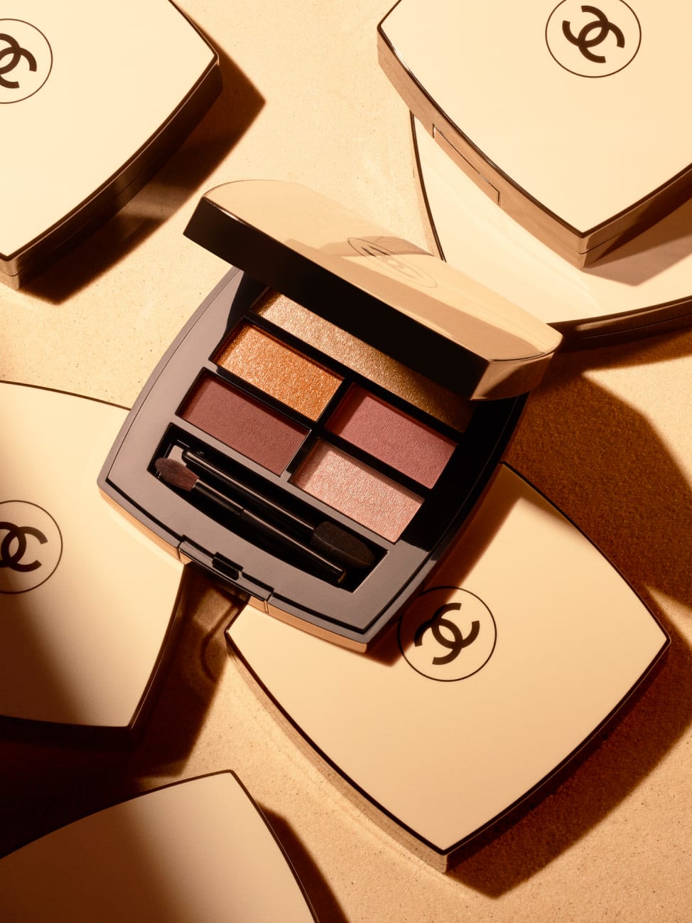 Phấn Mắt CHANEL Les Beiges Eyeshadow Palette #Golden-Kallos