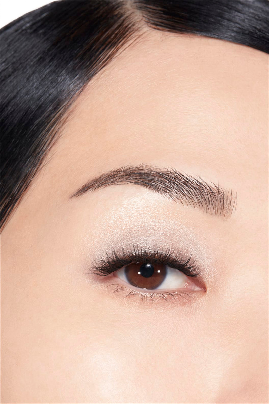 Phấn Mắt CHANEL Ombre Essentielle #220 Blanc Perle