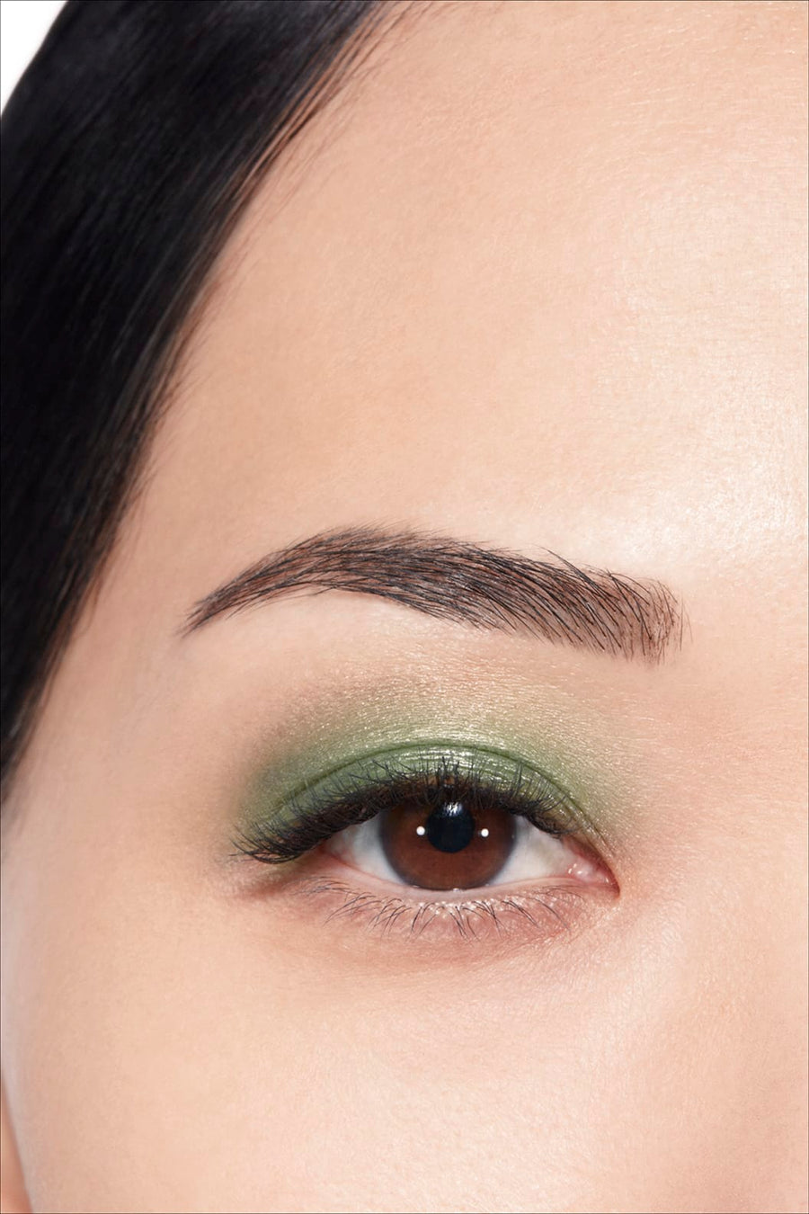 Phấn Mắt CHANEL Ombre Essentielle #222 Jade Facetté - Golden Bluish Green