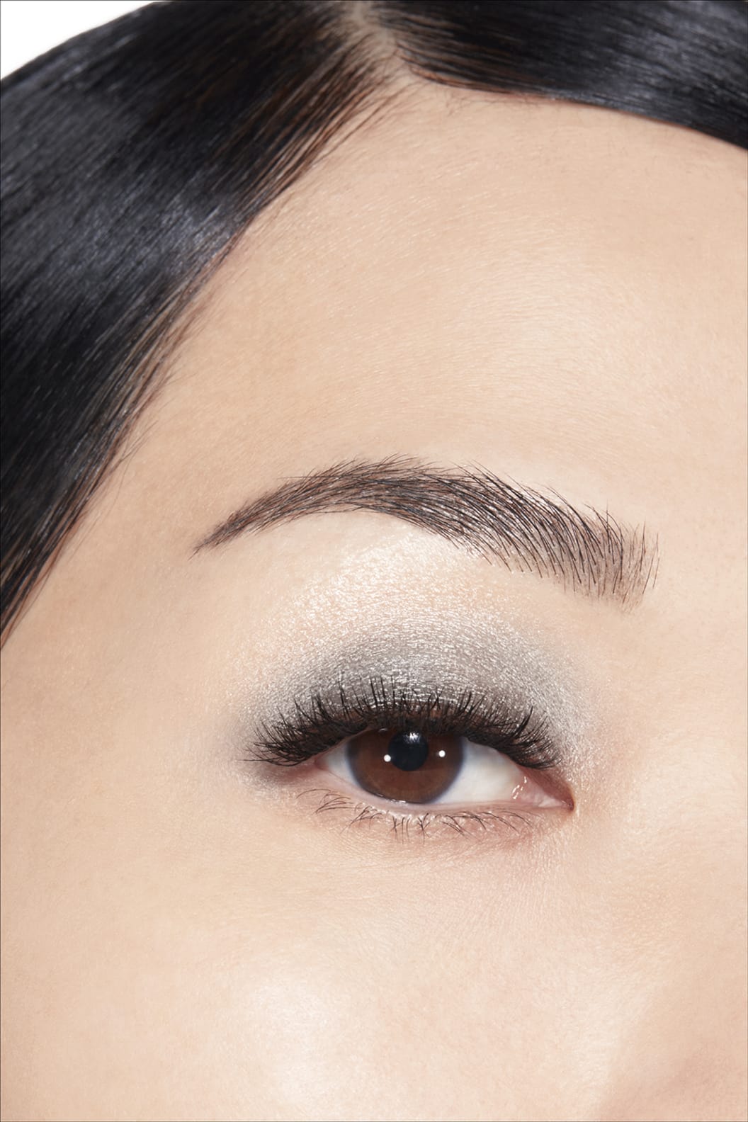 Phấn Mắt CHANEL Ombre Essentielle #230 Gris Paris - Pastel Grey