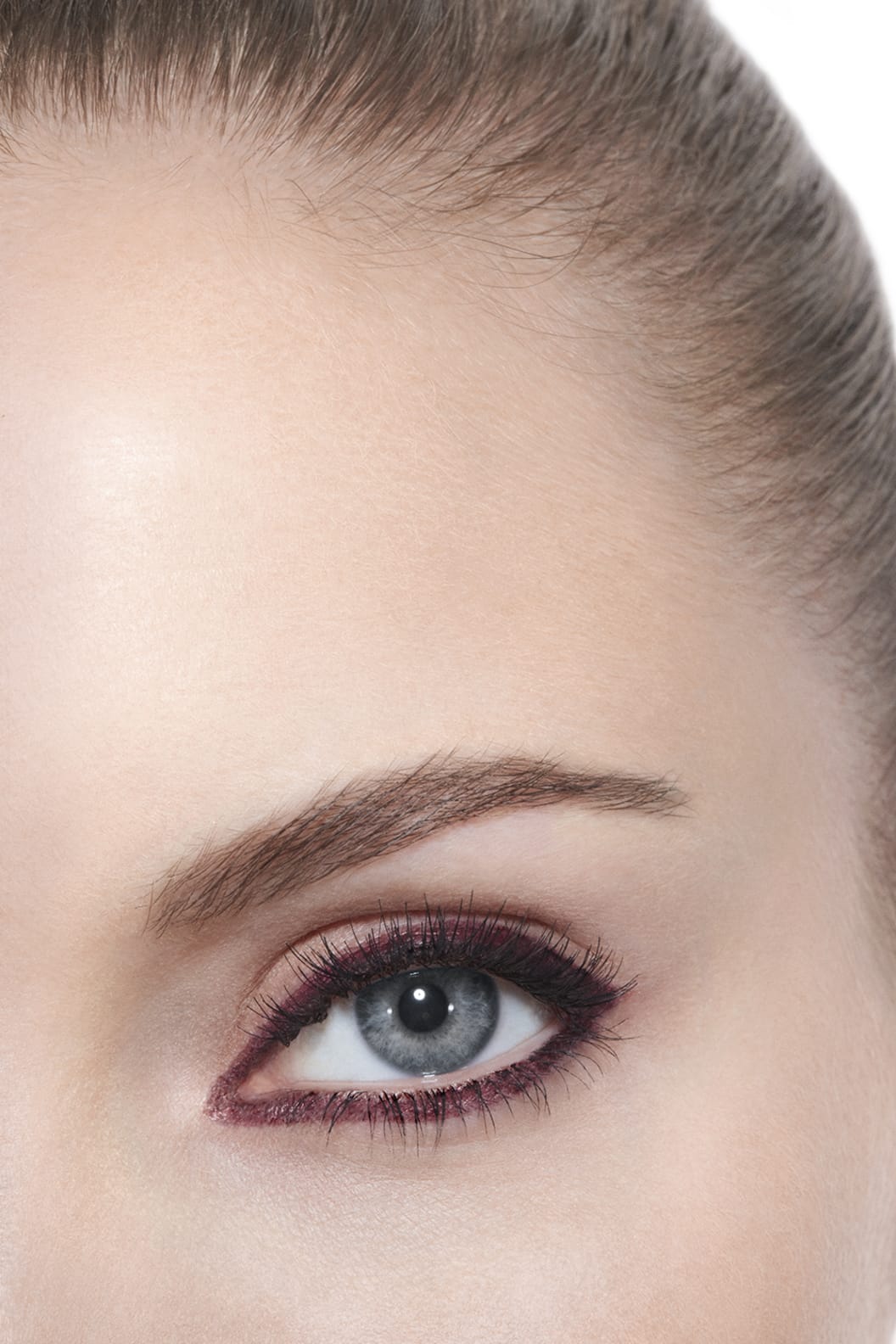 Phấn Mắt CHANEL Ombre Essentielle #244 Rouge Cuir - Deep Burgundy - Kallos Vietnam