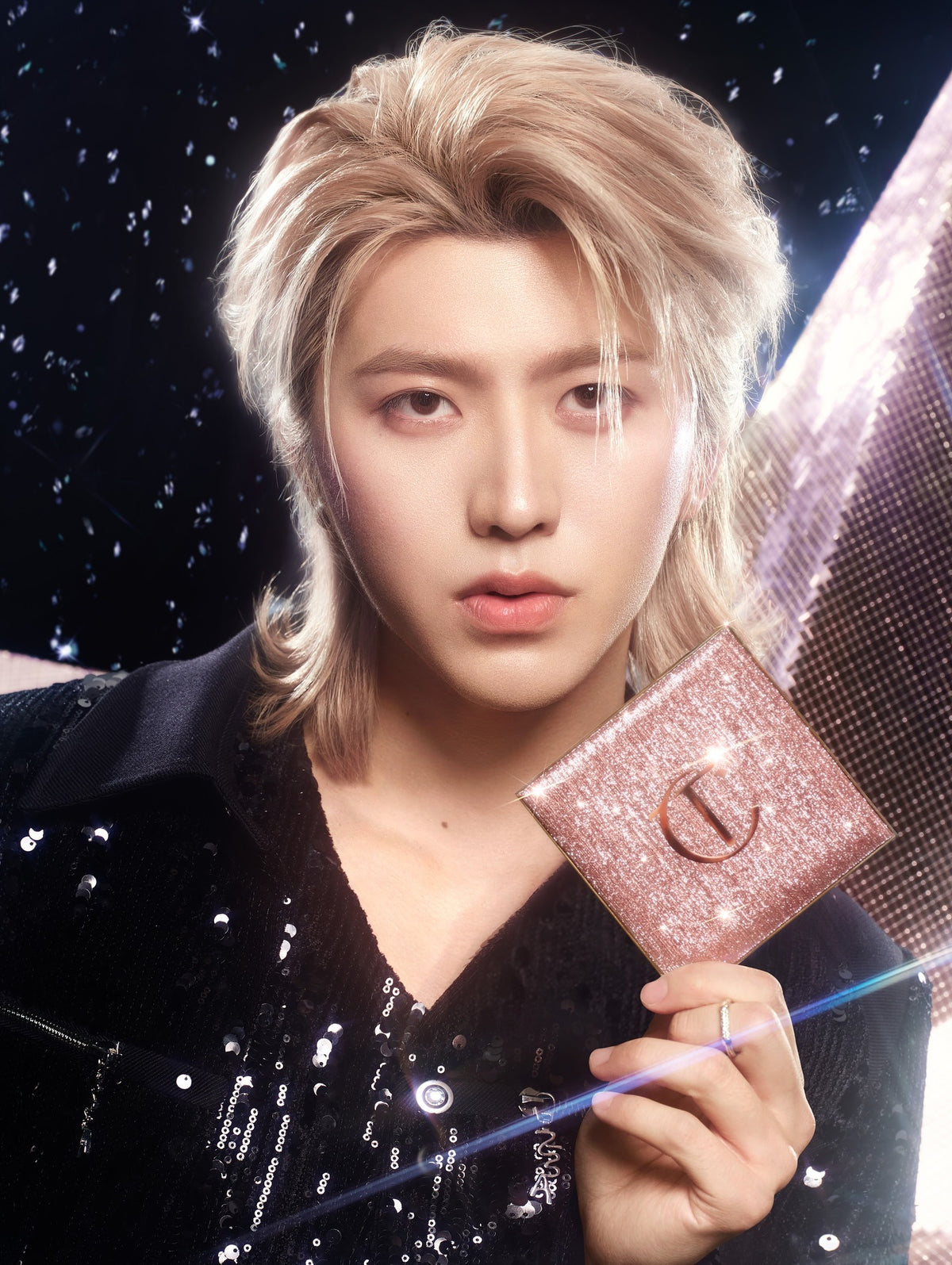 Phấn Mắt Charlotte Tilbury Hollywood Instant Look In A Palette #Pretty, Glowing Beauty