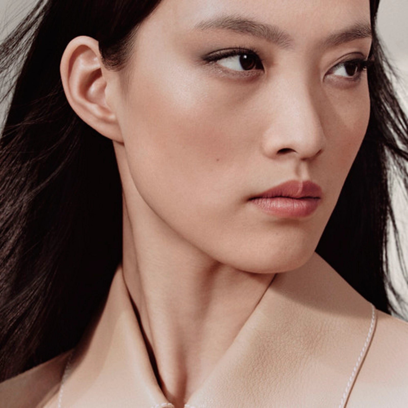 Phấn Mắt HERMÈS Ombres d'Hermès Eye Shadow #05 Ombres Fumées - Kallos Vietnam