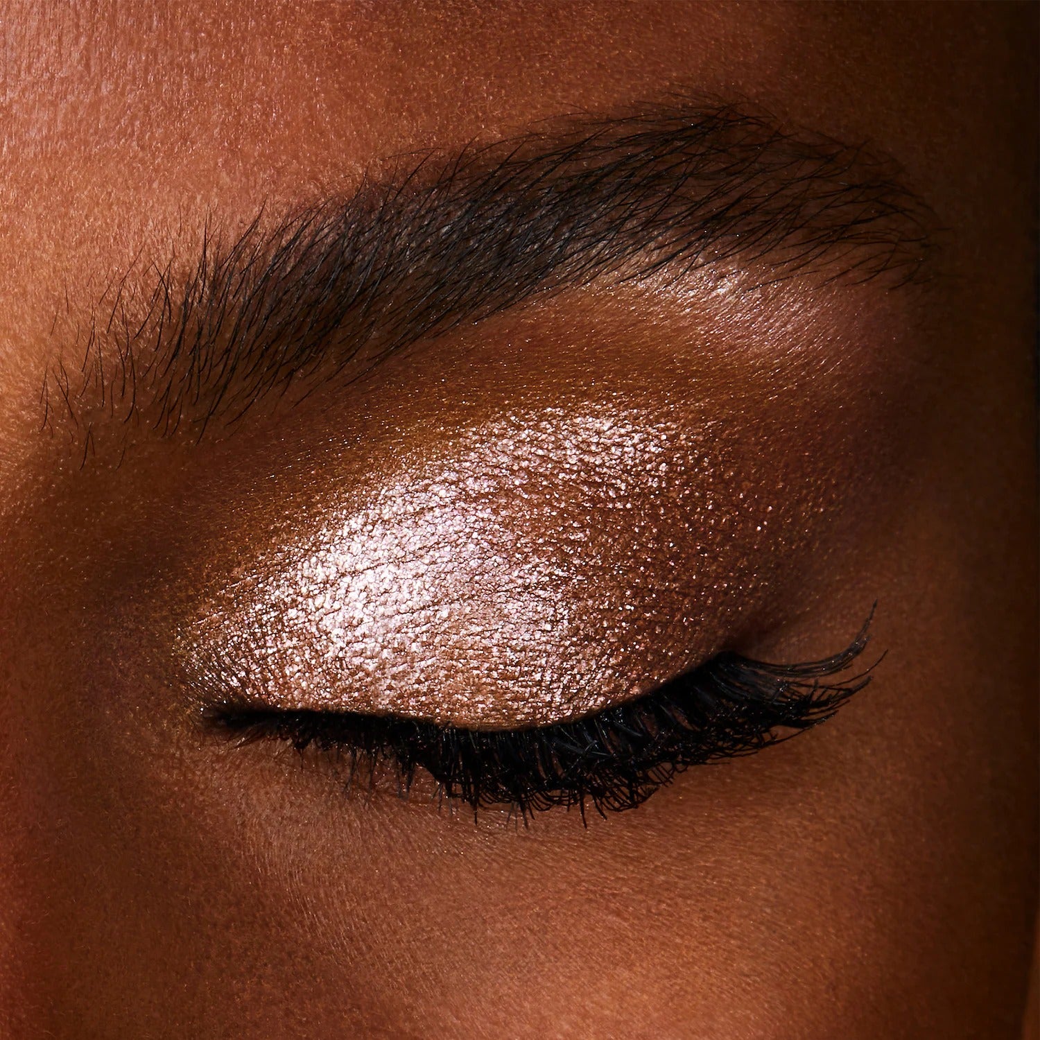 Phấn Mắt HOURGLASS Scattered Light Glitter Eyeshadow #Ray - Deep Champagne-Kallos