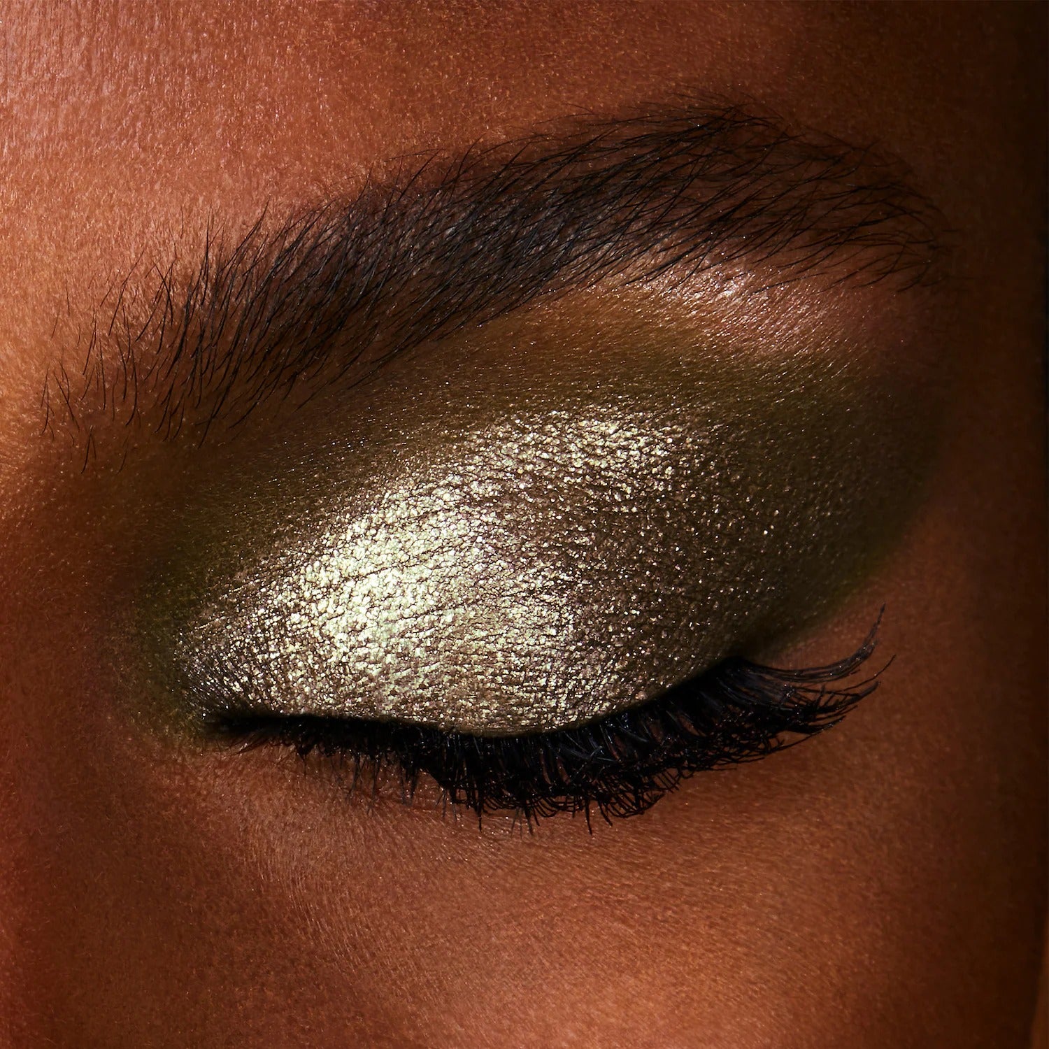 Phấn Mắt HOURGLASS Scattered Light Glitter Eyeshadow #Vivid - Olive-Kallos