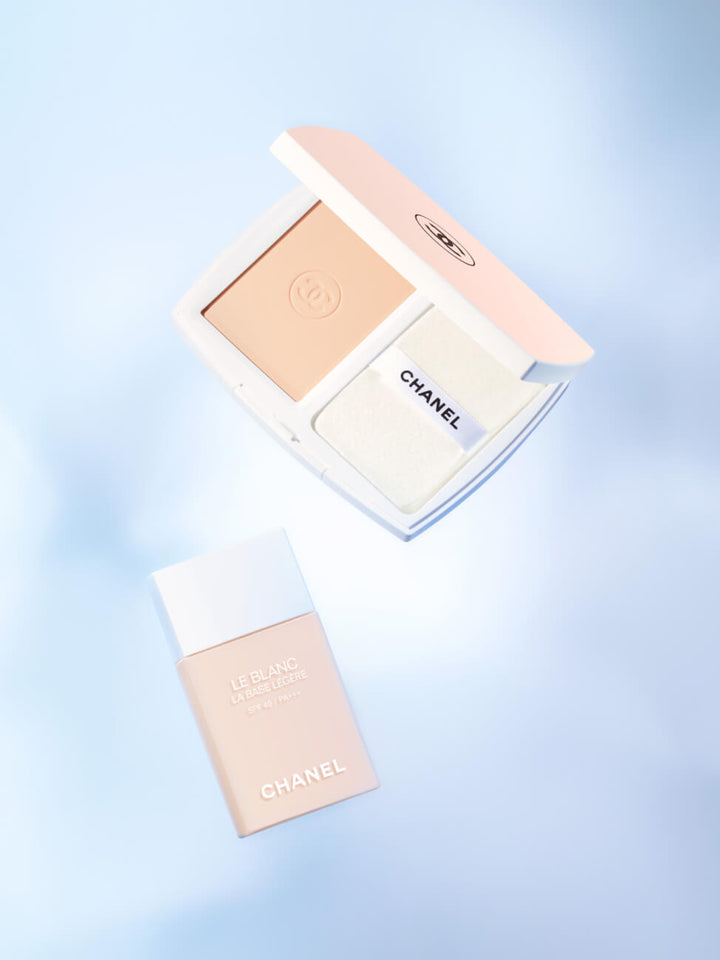 Phấn Nền CHANEL Le Blanc Brightening Compact Foundation 