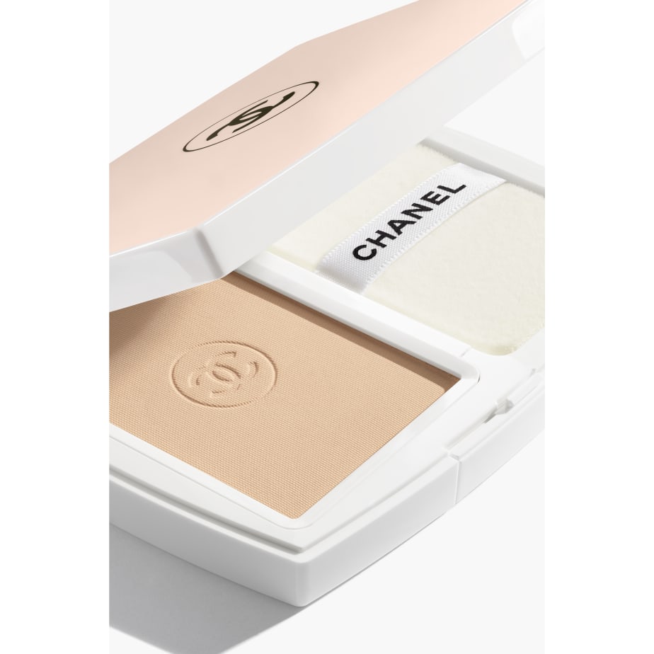 Phấn Nền CHANEL Le Blanc Brightening Compact Foundation #B20 - Kallos Vietnam