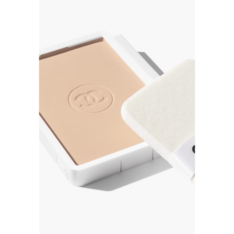 Phấn Nền CHANEL Le Blanc Brightening Compact Foundation #BR22 - Kallos Vietnam