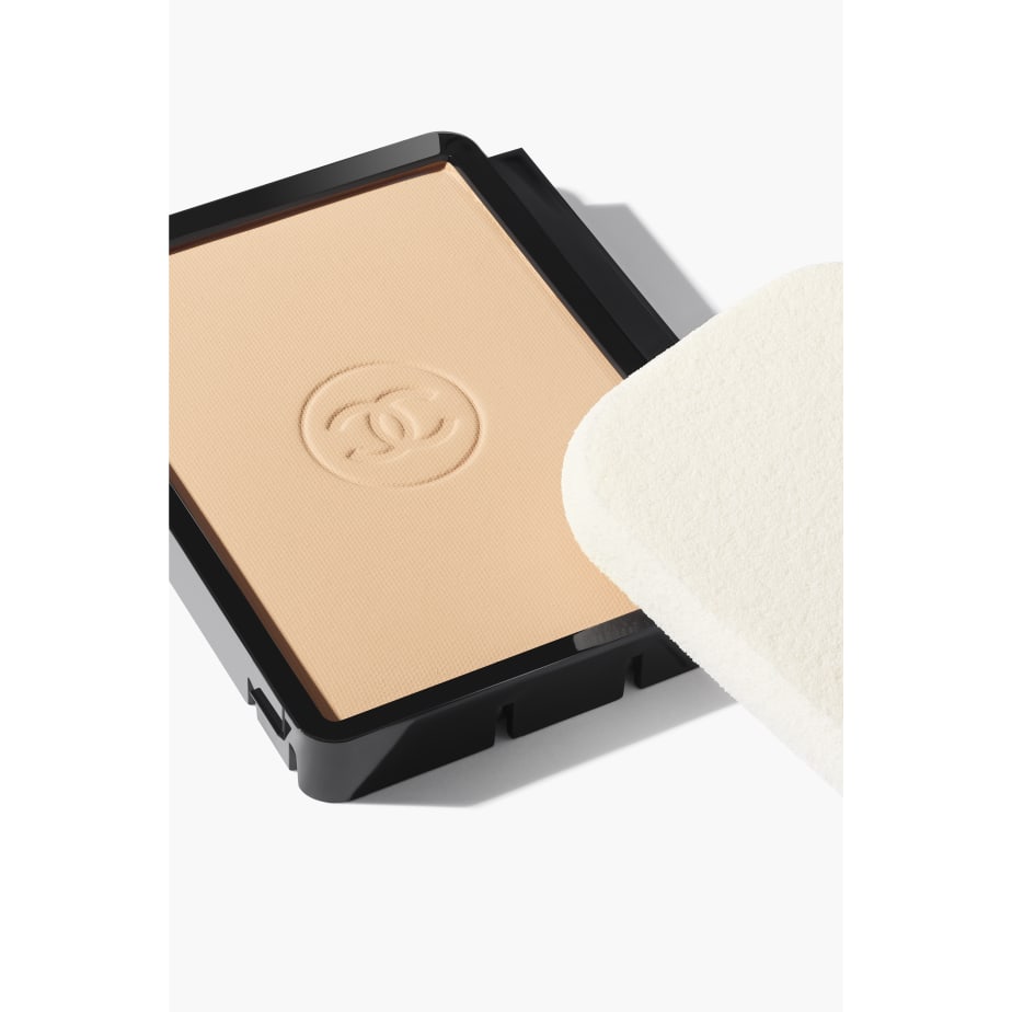 Phấn Nền CHANEL Ultra Le Teint Foundation #B10 - Light Shade - Kallos Vietnam