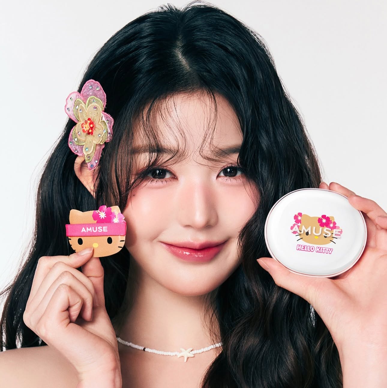 Phấn Nước AMUSE Ceramic Skin Perfector Cushion Tanning Hello Kitty-Kallos