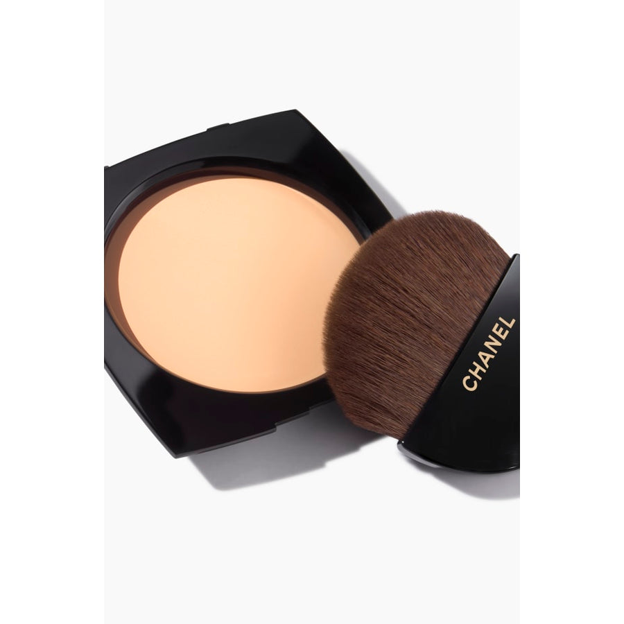 Phấn Phủ CHANEL Les Beiges Glow Sheer Powder #B20 Light Medium Shade - Kallos Vietnam