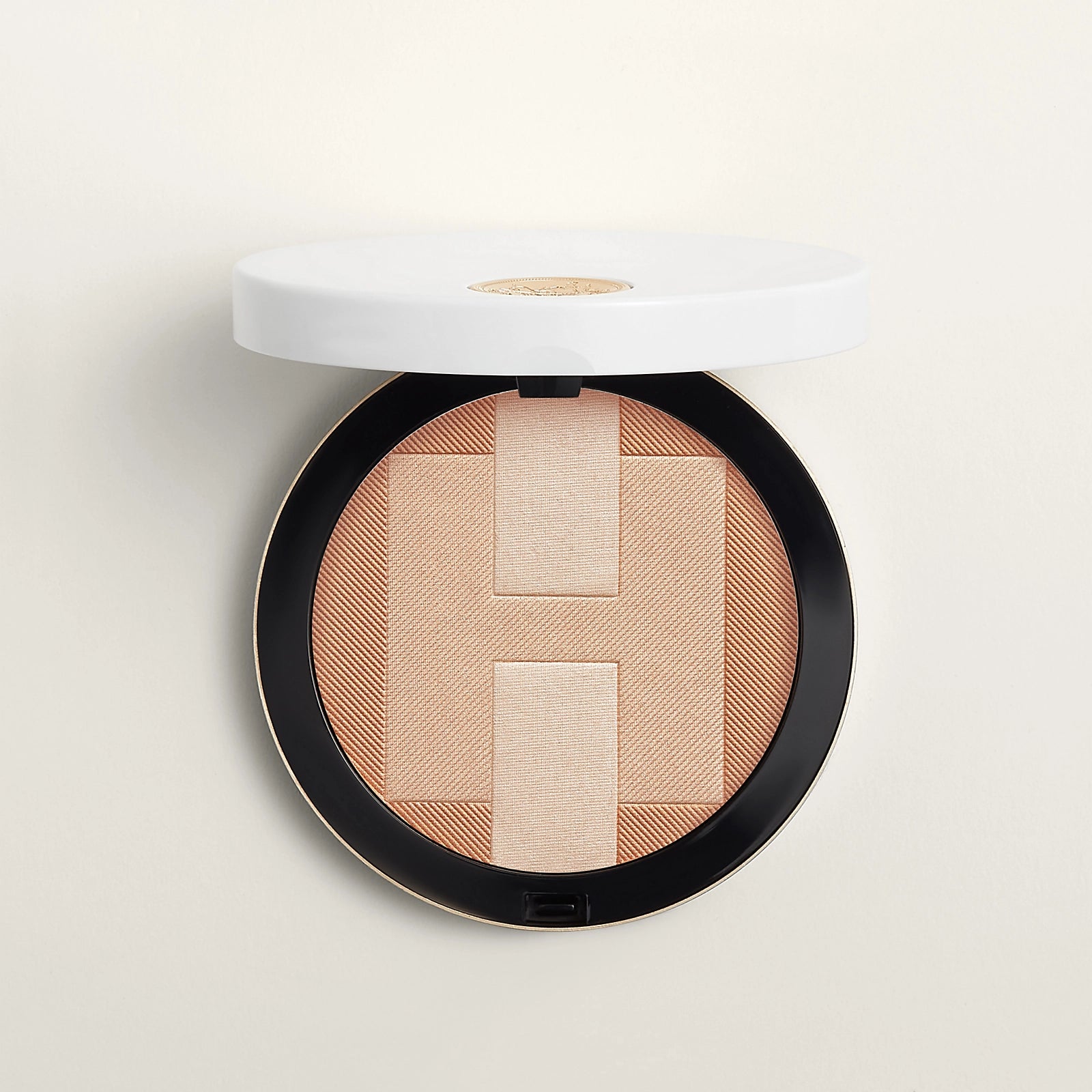 Phấn Phủ HERMÈS Plein Air H Trio Iridescent #02 Corail Mojave – Kallos