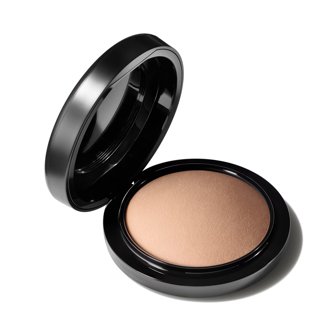 Phấn Phủ MAC Mineralize Skinfinish Natural #Medium Plus
