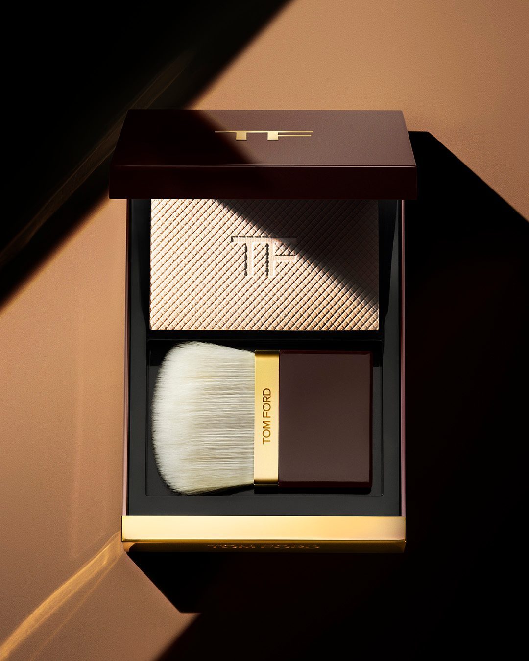 Phấn Phủ TOM FORD Architecture Soft Matte Blurring Powder #01 Alabaster Nude