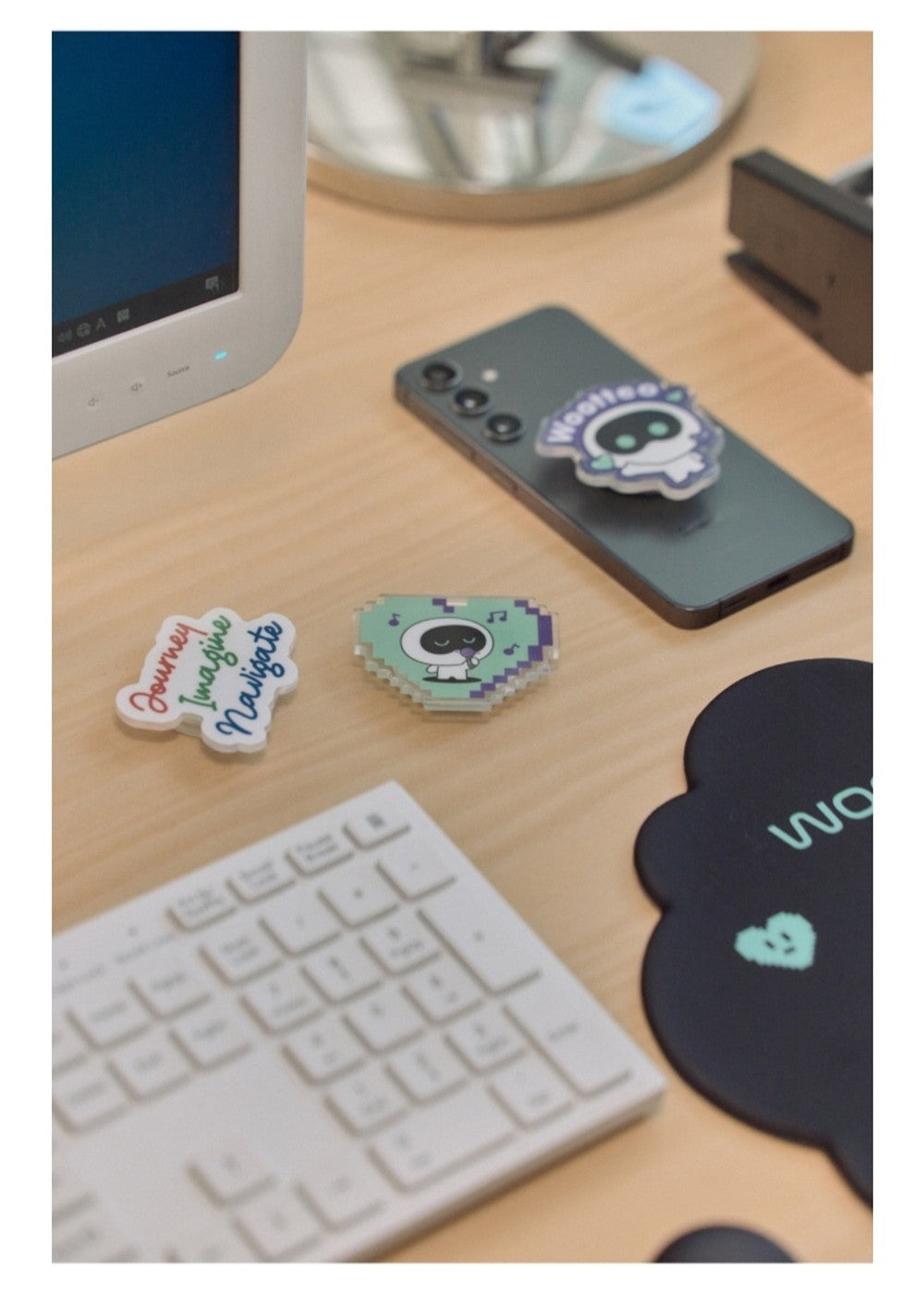 Phụ Kiện Điện Thoại BTS Smart Tok - Kallos Vietnam