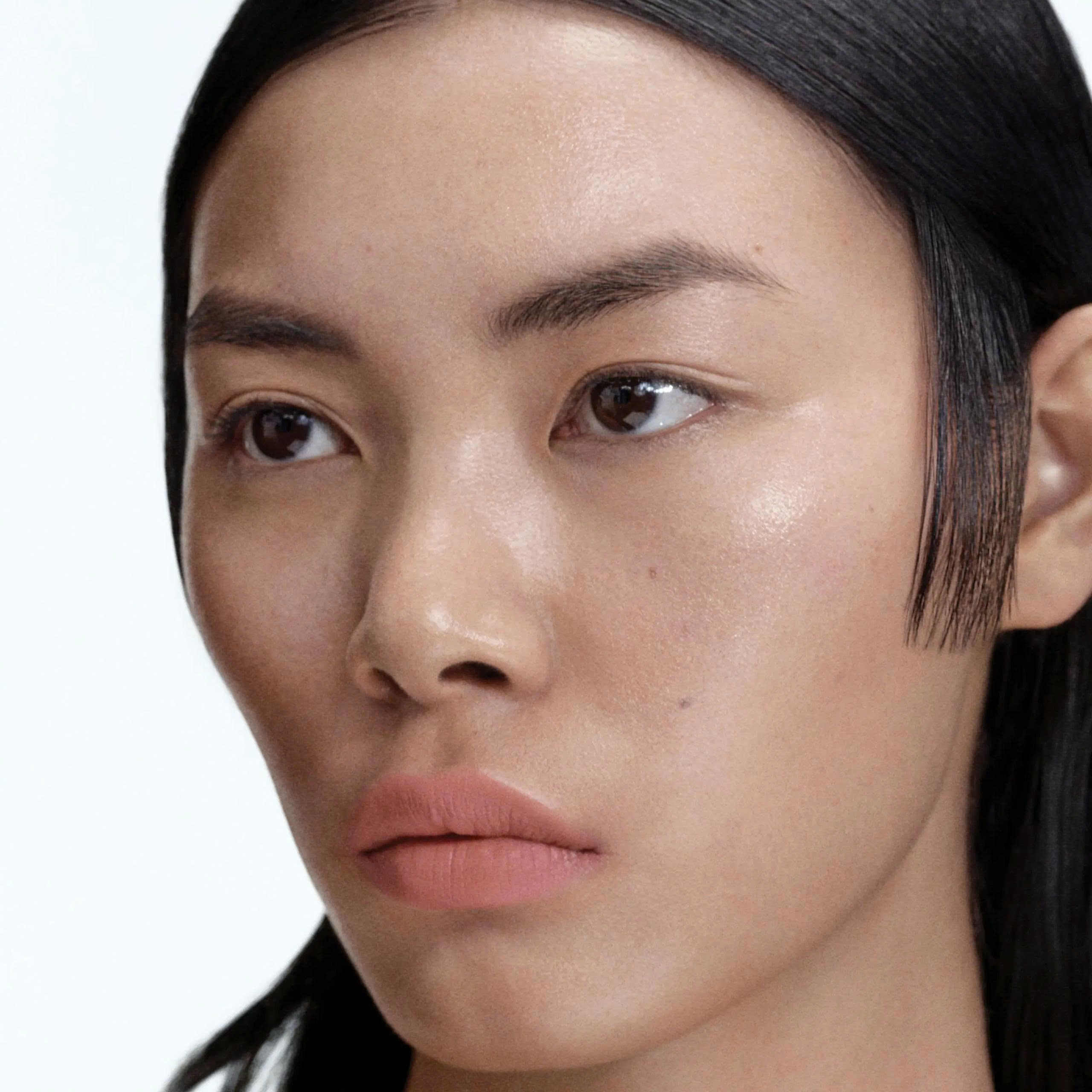 Son BYREDO Liquid Lipstick Matte #112 Muted Cry-Kallos