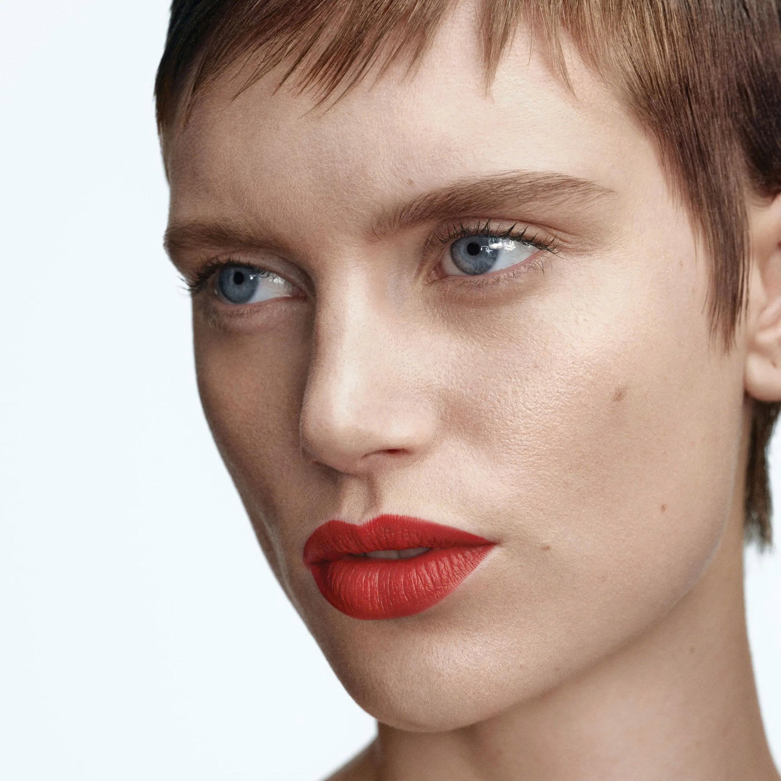 Son BYREDO Matte Lipstick #213 Stromboli-Kallos