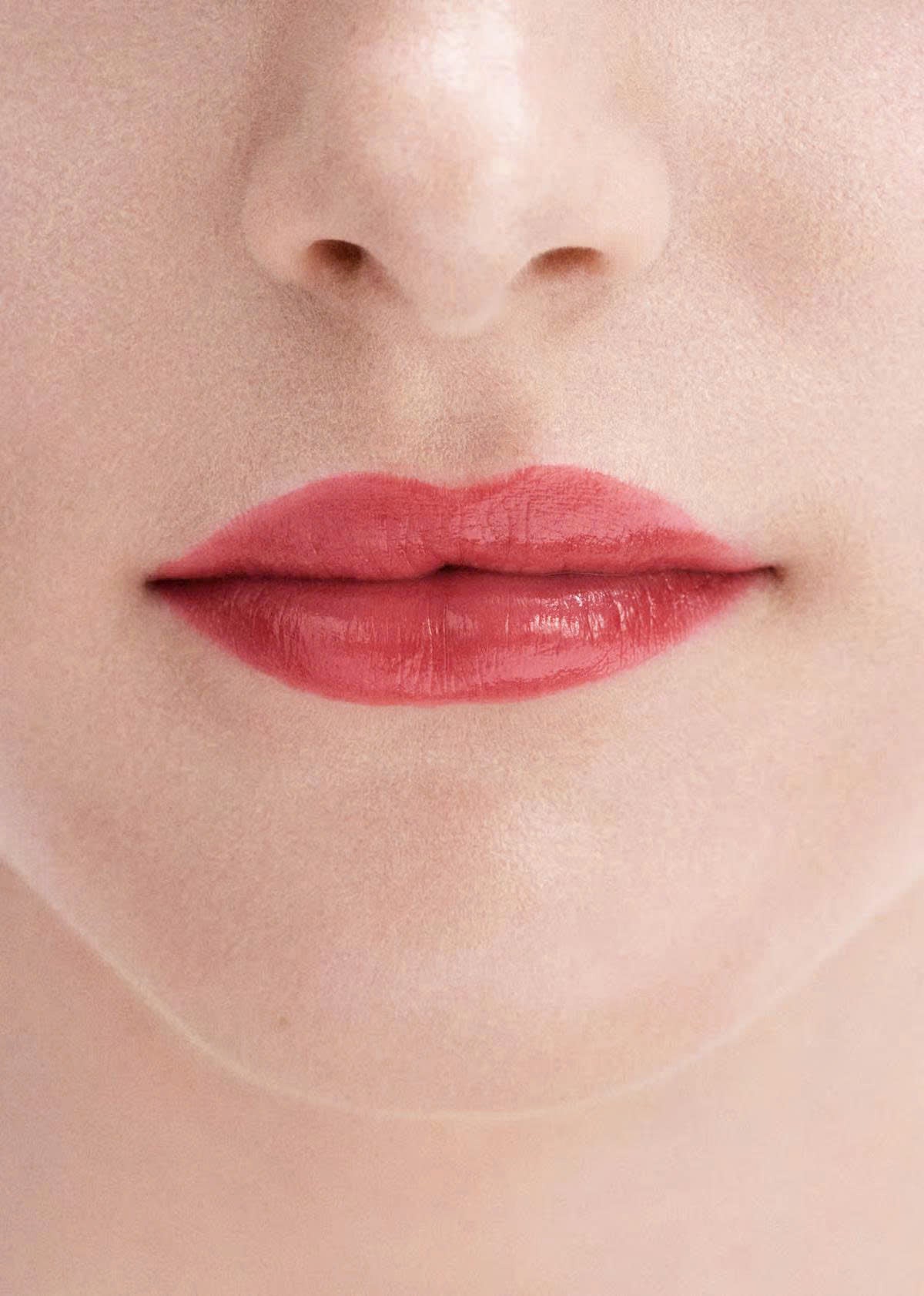 Son BYREDO Tinted Lip Care #300 Cloud Busting