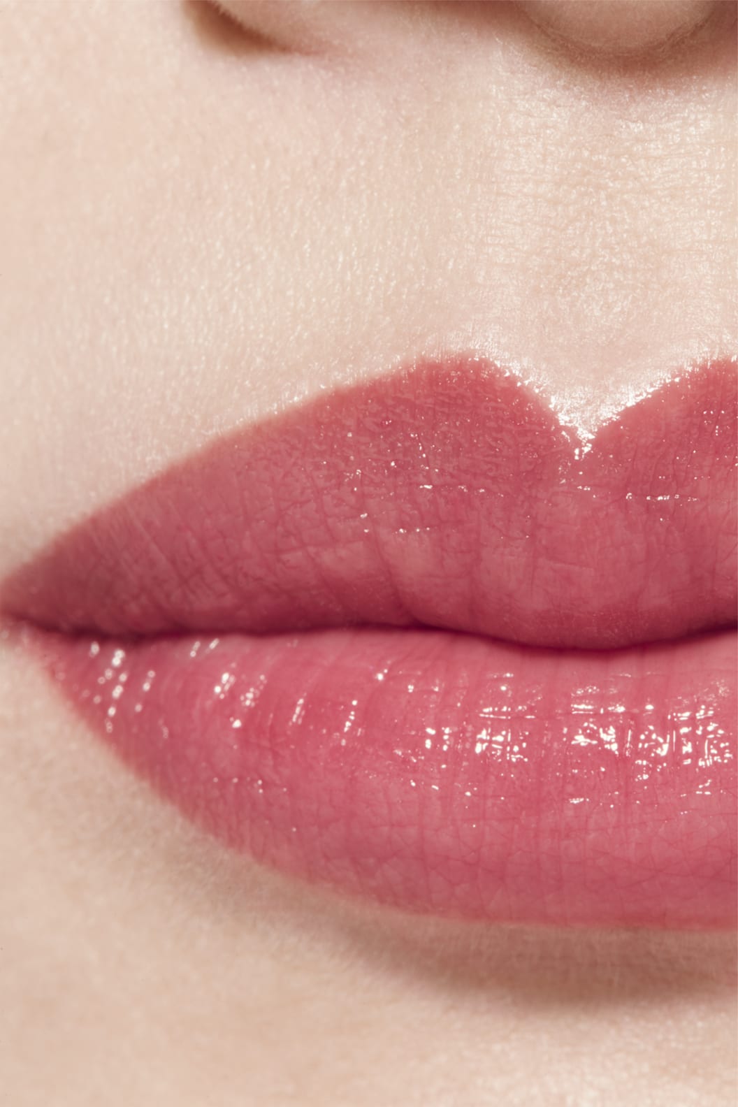 Son CHANEL Les Beiges Healthy Glow Lip Balm #Intense - Kallos Vietnam