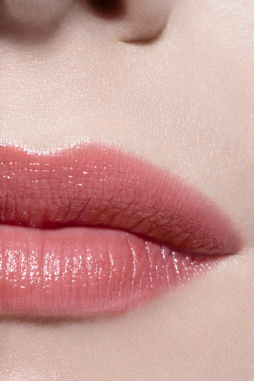 Son CHANEL Les Beiges Healthy Glow Lip Balm #Medium - Kallos Vietnam