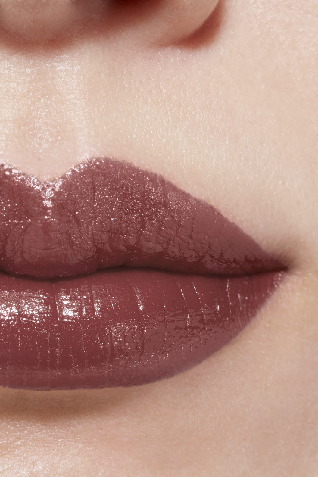 Son CHANEL Rouge Allure #199 Inattendu - Mauve Brown