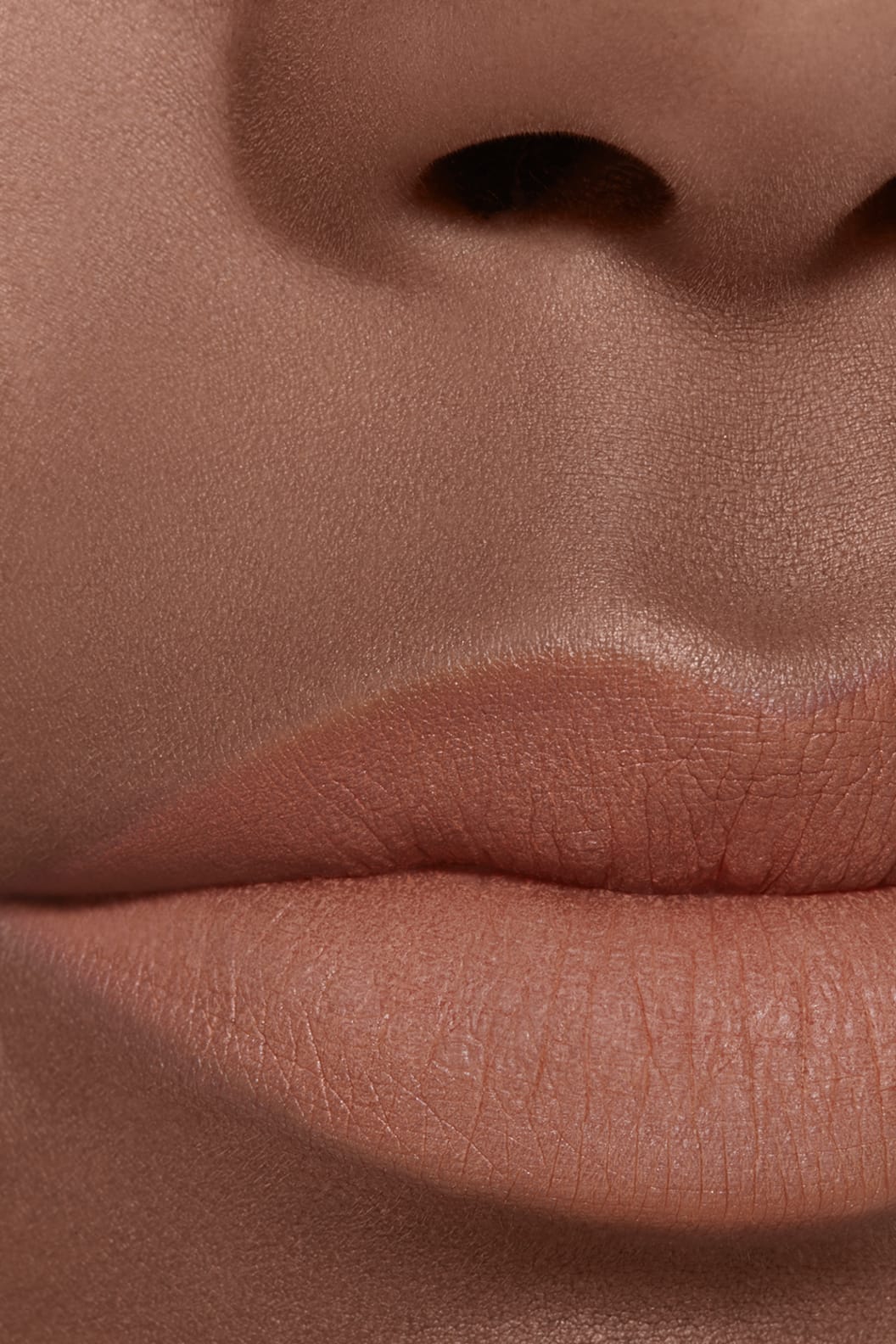 Son CHANEL Rouge Allure Liquid Velvet #202 Secrète - Peachy Pink-Beige-Kallos