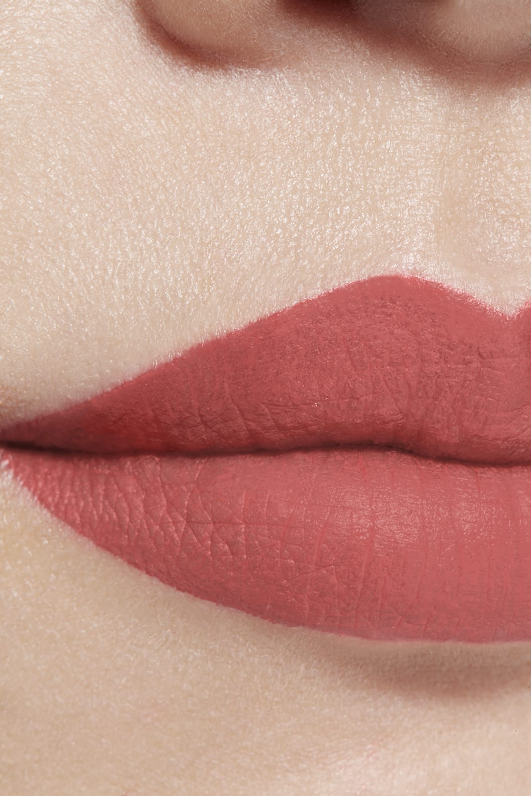 Son CHANEL Rouge Allure Liquid Velvet #206 Surprenante - Redwood-Kallos