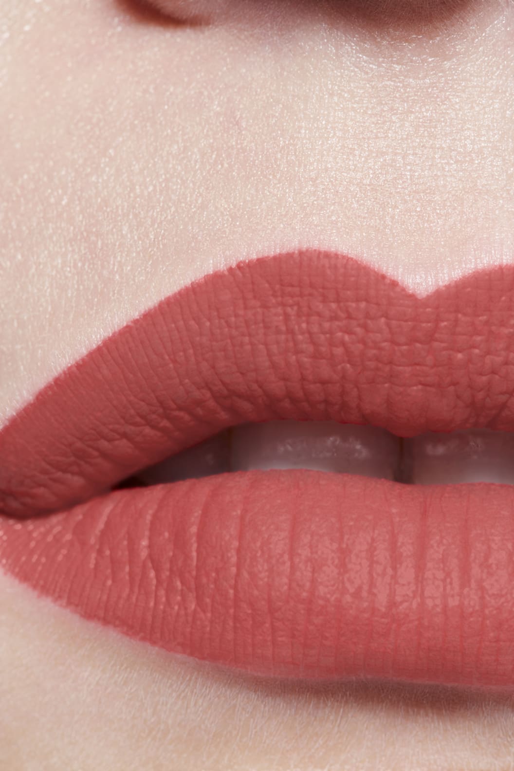 Son CHANEL Rouge Allure Liquid Velvet #206 Surprenante - Redwood-Kallos