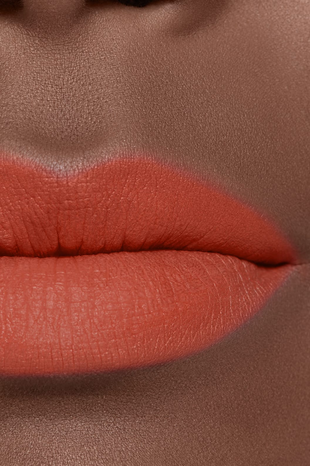 Son CHANEL Rouge Allure Liquid Velvet #218 Envoûtante - Electric Orange-Pink-Kallos