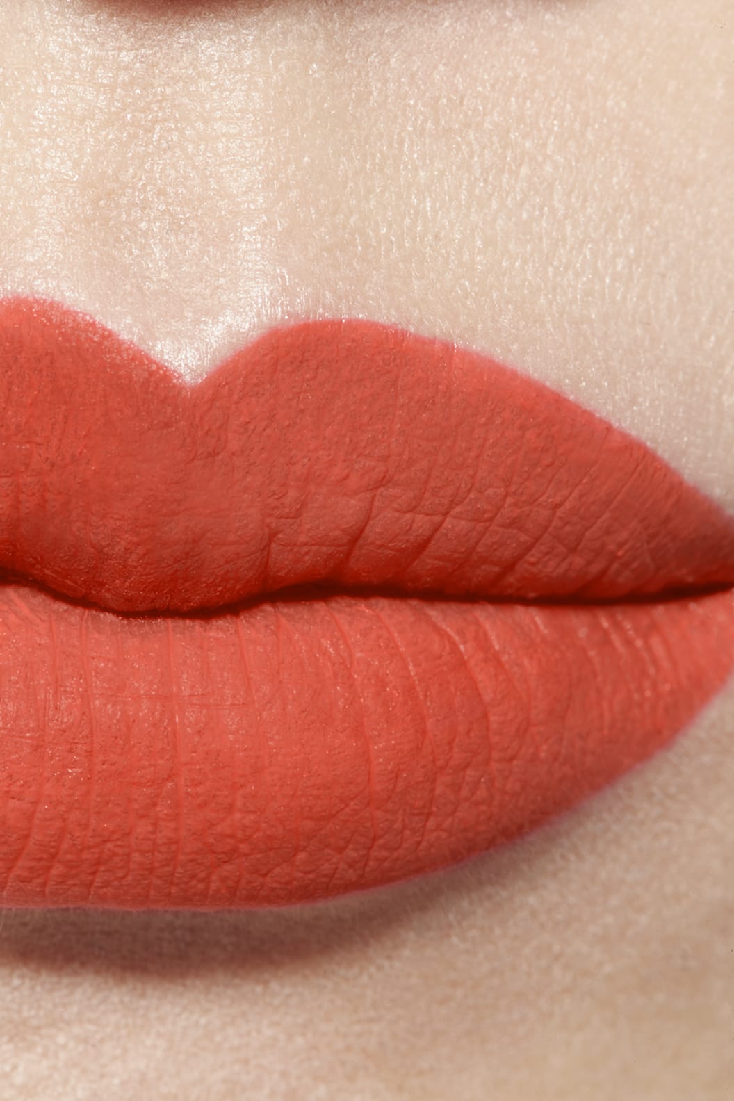 Son CHANEL Rouge Allure Liquid Velvet #218 Envoûtante - Electric Orange-Pink-Kallos
