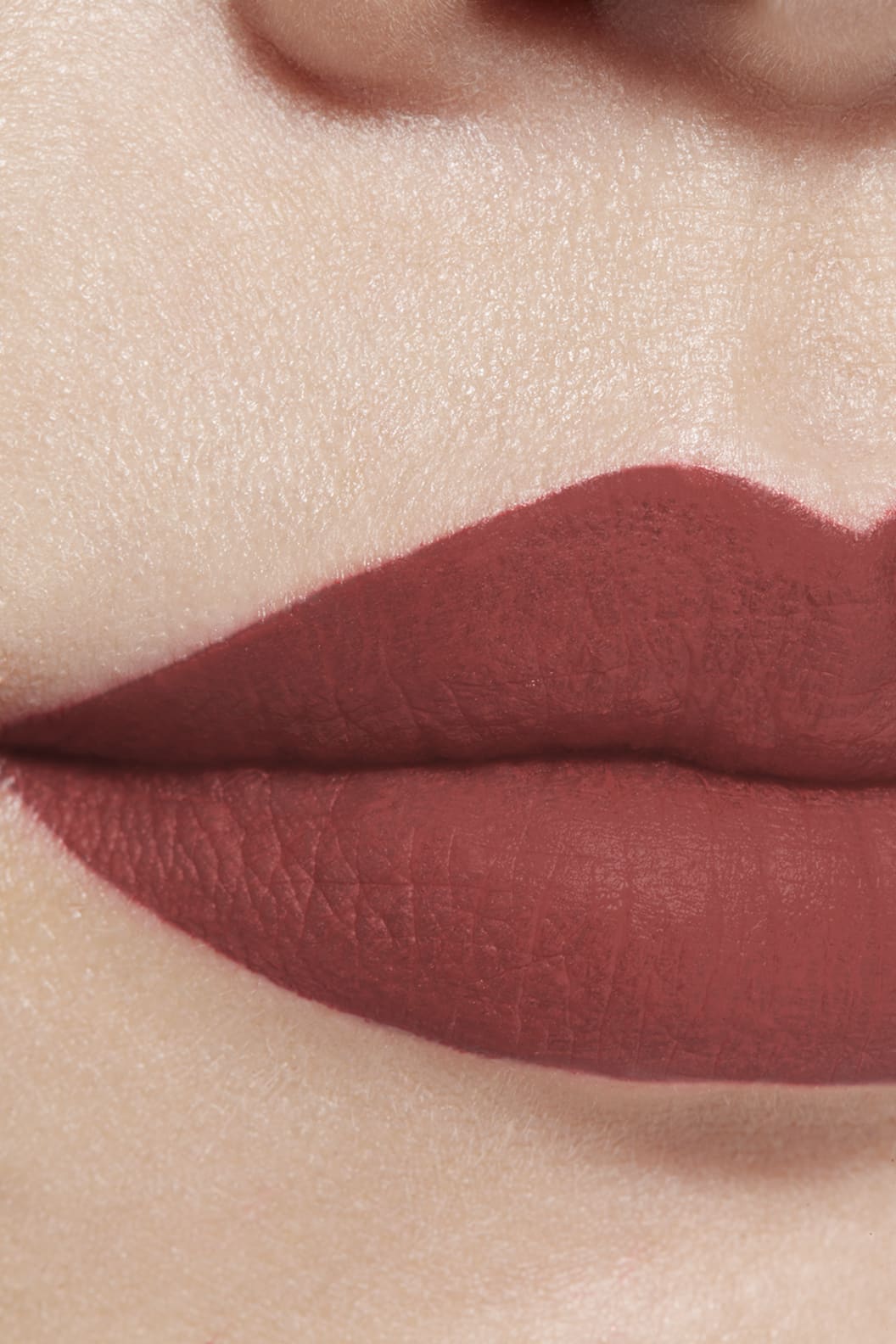 Son CHANEL Rouge Allure Liquid Velvet #226 Séduisante - Burgundy Red-Kallos