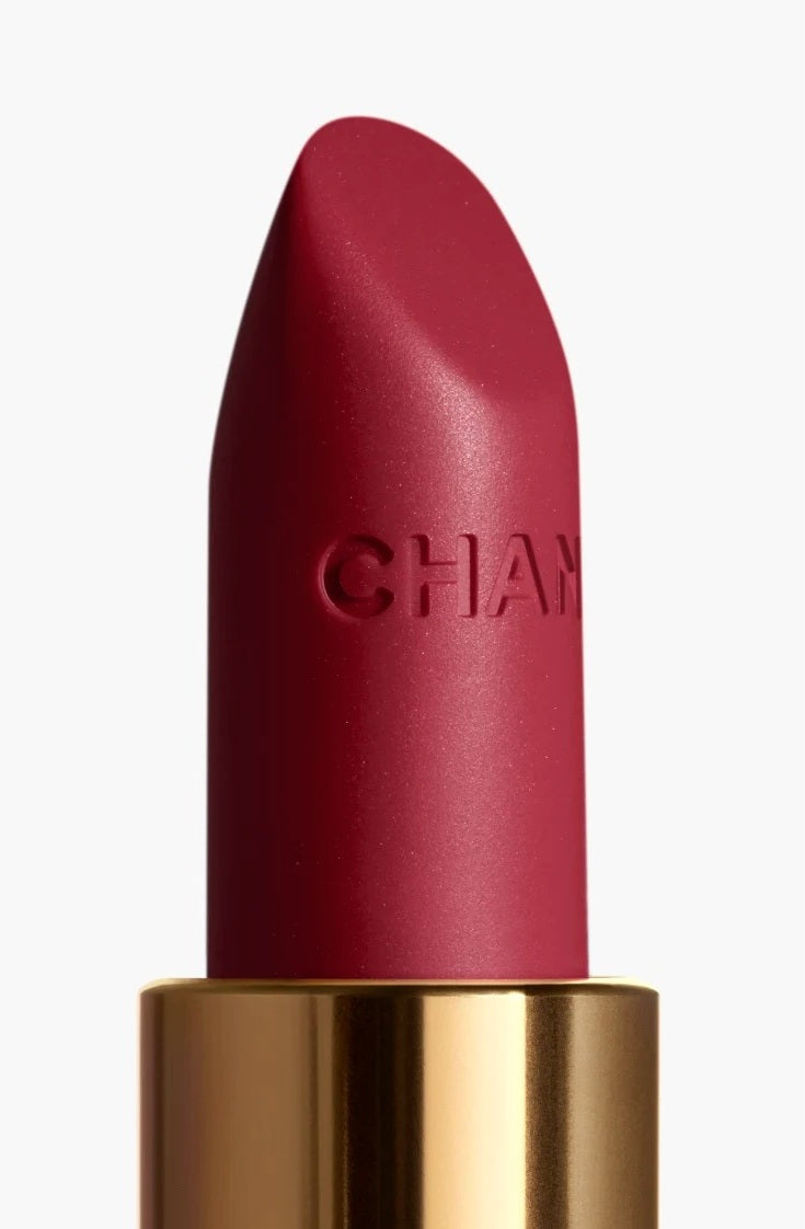 Son CHANEL Rouge Allure Velvet #367 Effrontée