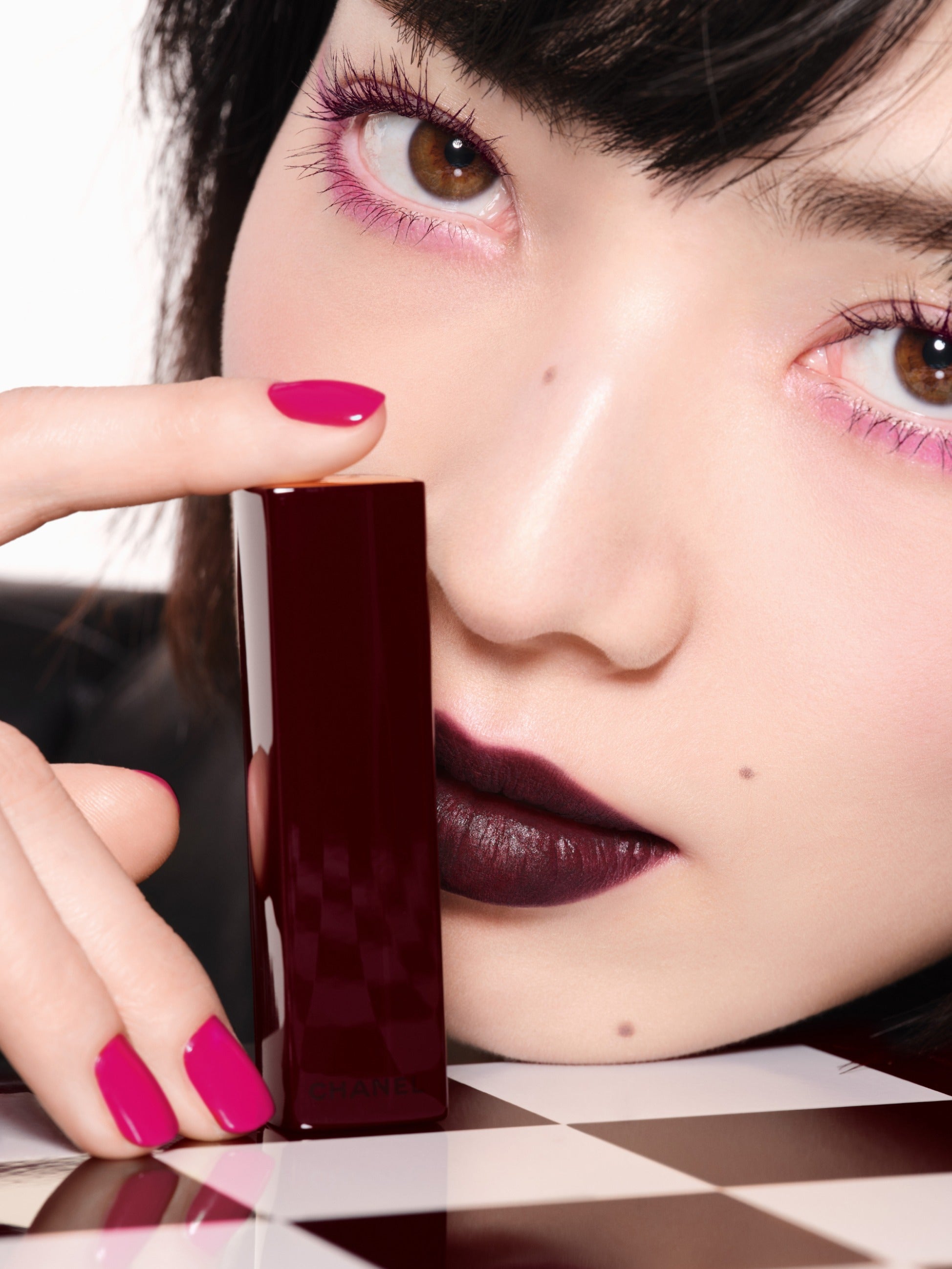 Son CHANEL Rouge Allure Velvet #387 Rouge Noir – Kallos