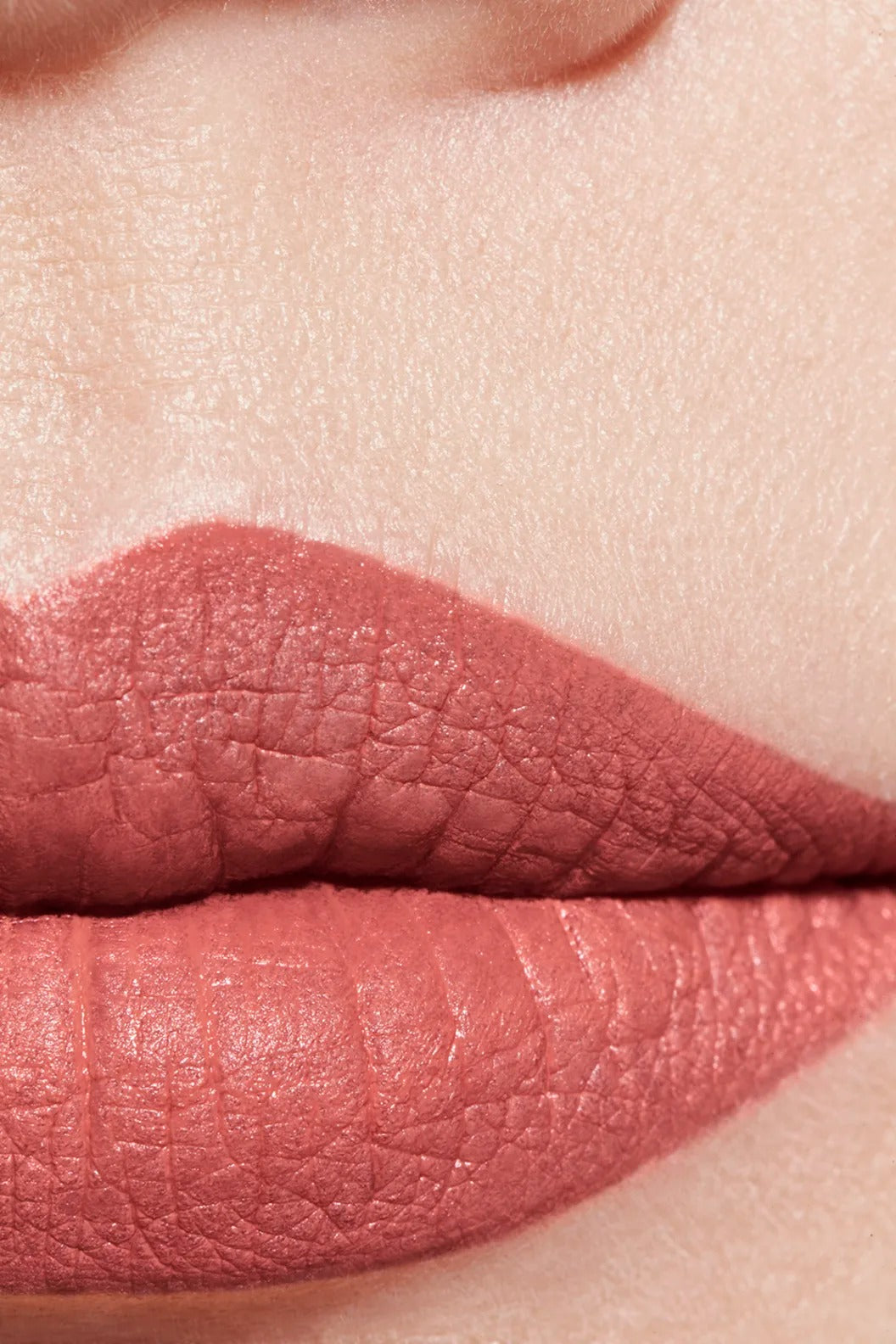 Son CHANEL Rouge Allure Velvet #77 Affranchie - Rosewood